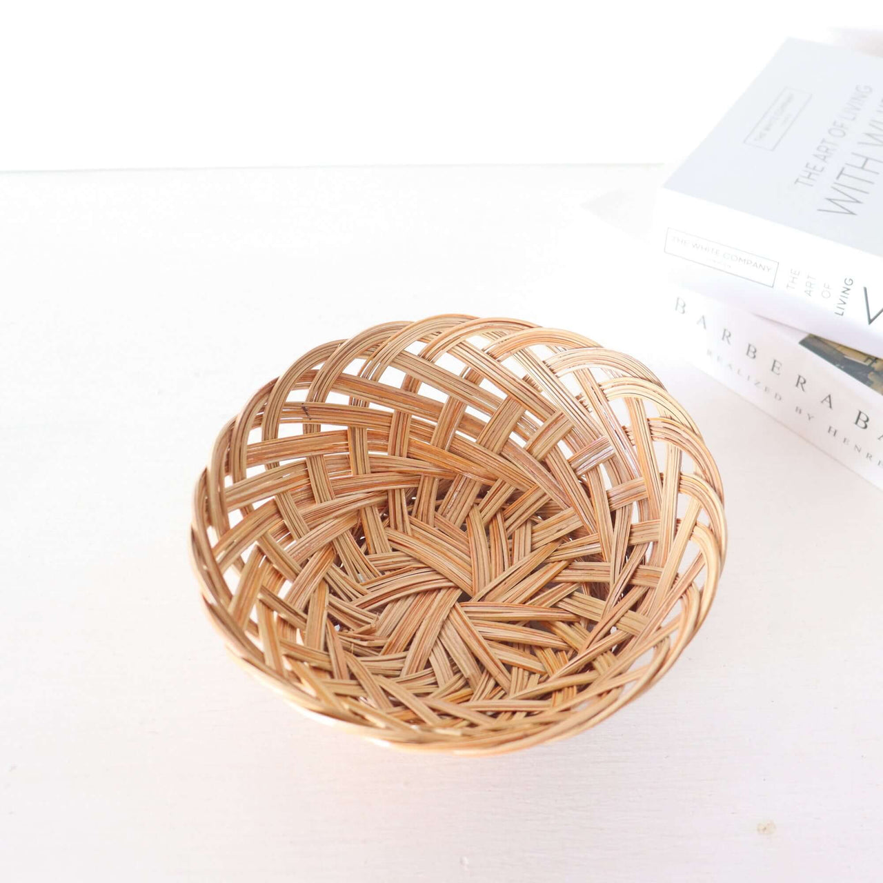 RU JI RA DA - Nypa stem Hand wicker basket