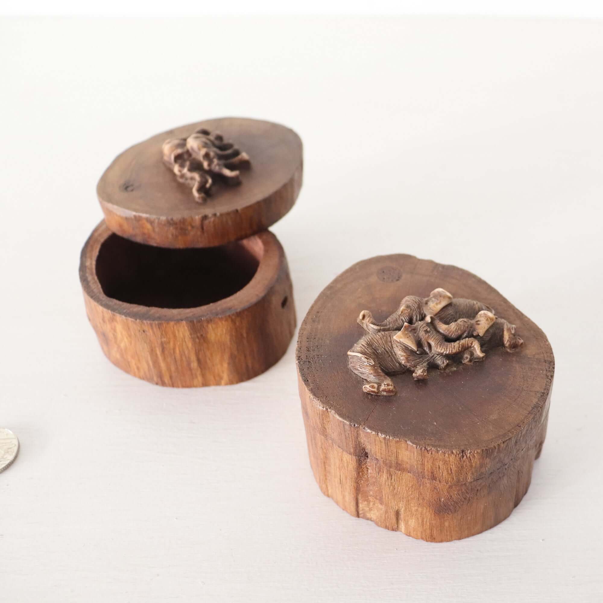 CHANG NOY - Wooden Money Box
