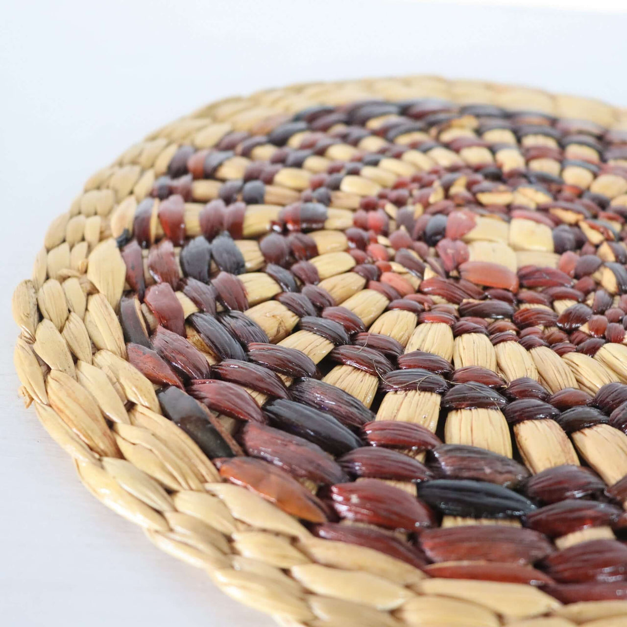 JI RA PREE YA - Water Hyacinth Boho Placemats