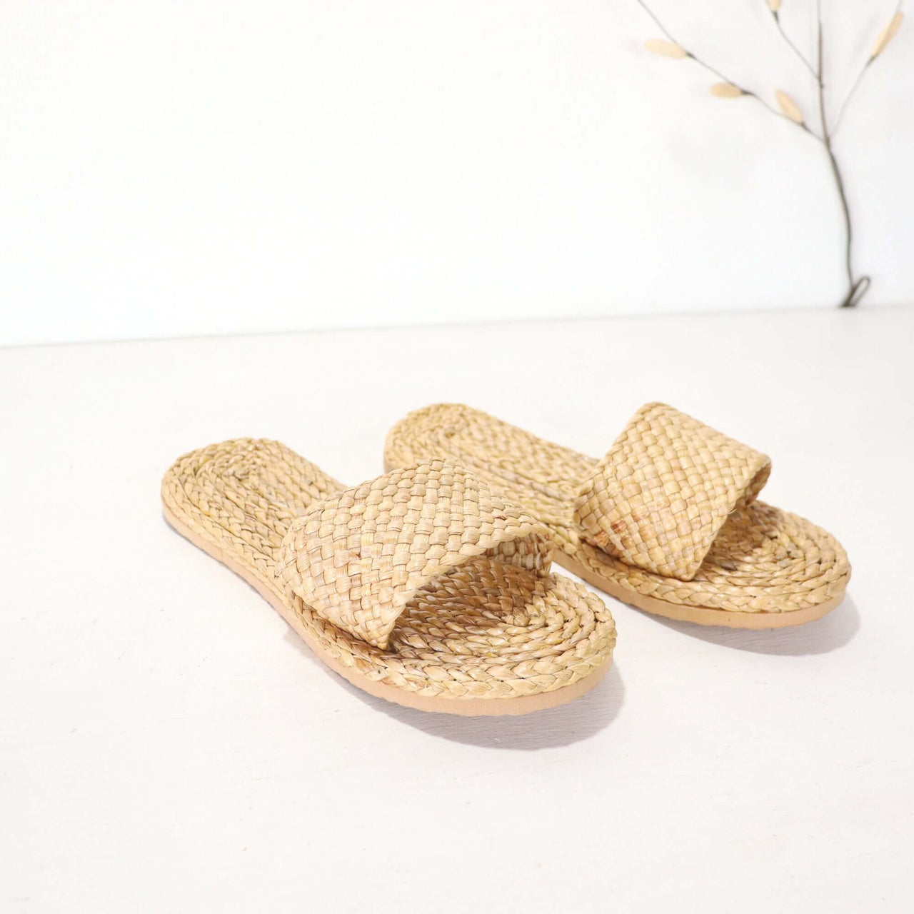 KUN CHA NA - Slipper Shoe