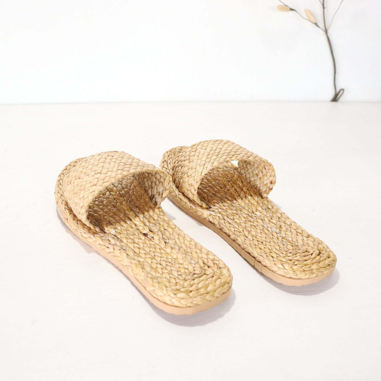 KUN CHA NA - Slipper Shoe
