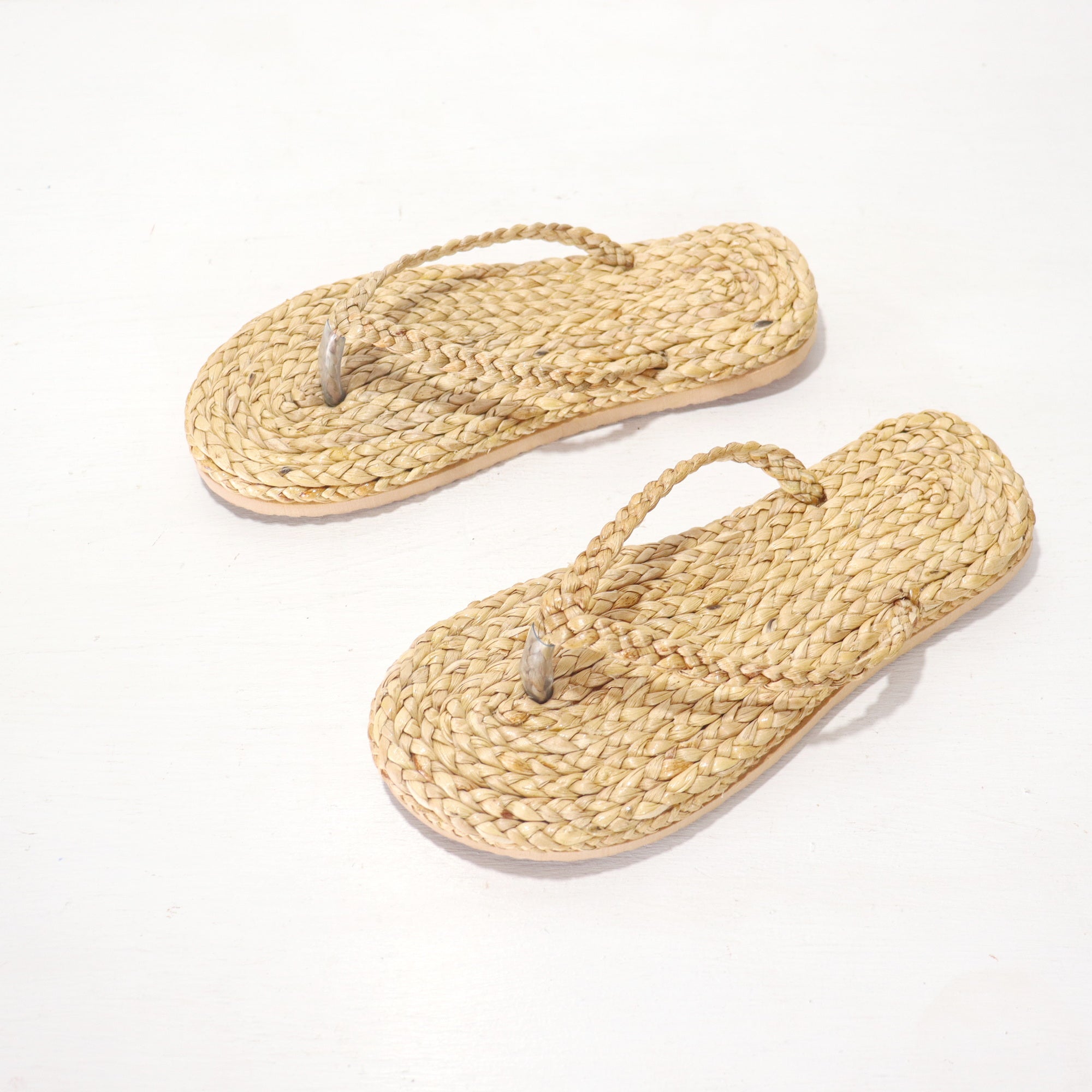 PU NI PA - Straw Shoe Sustainable Style for Every Step