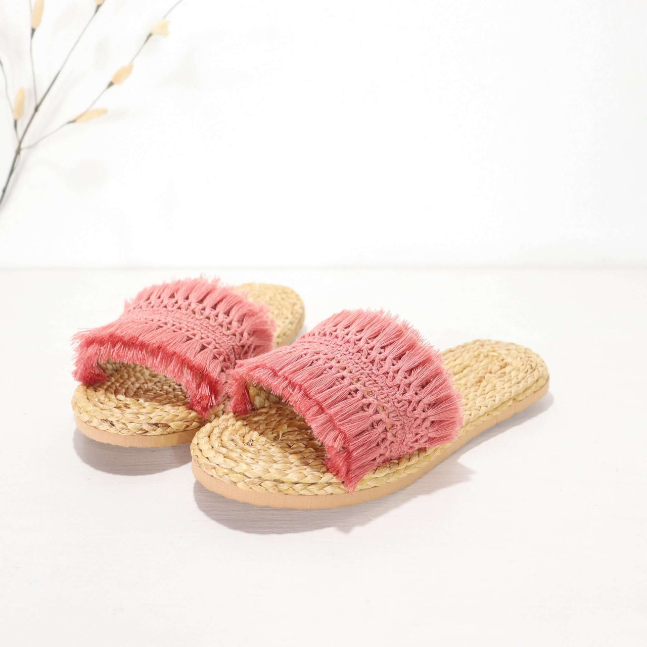JI RA - Straw Shoe