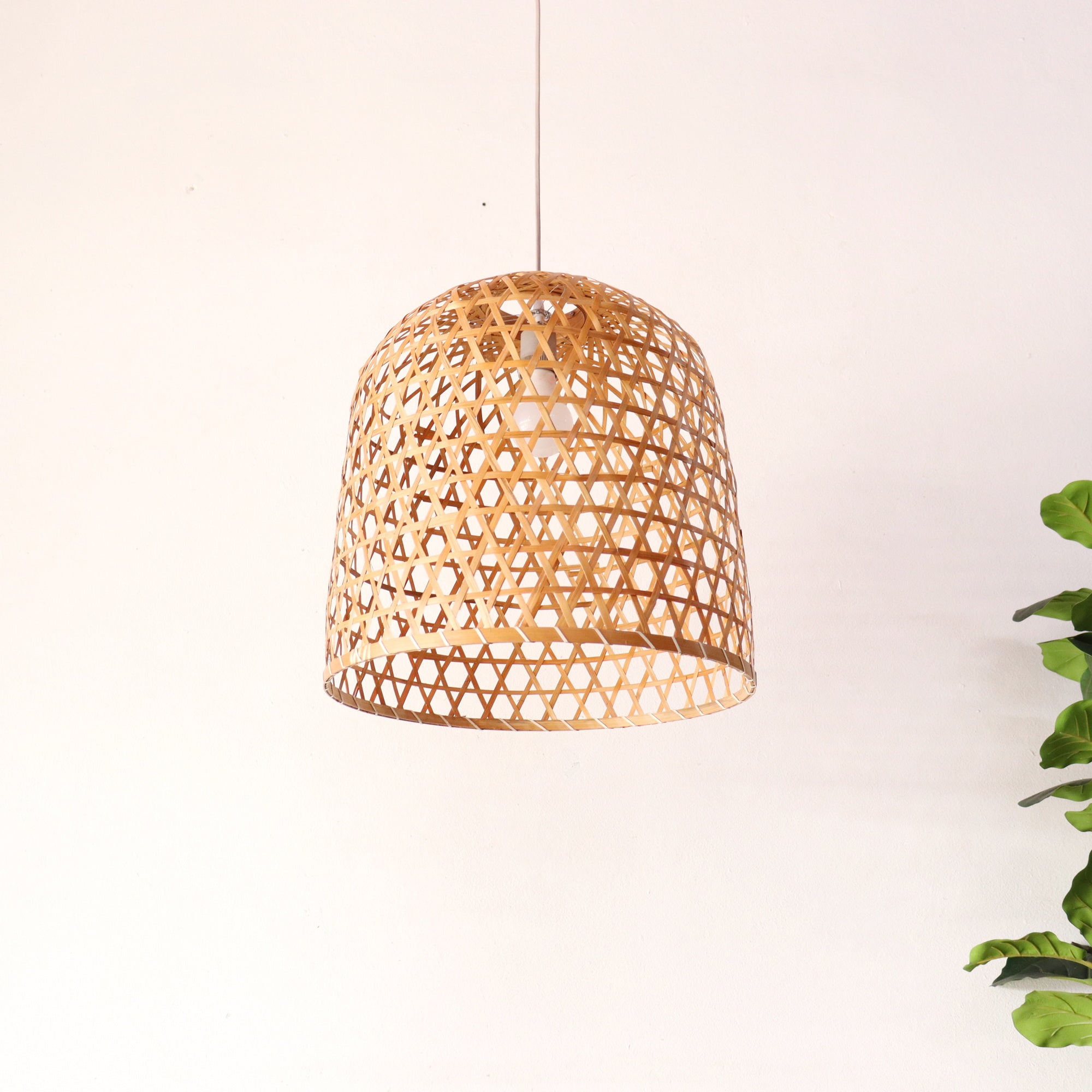 LAWAN - Lámpara colgante de bambú
