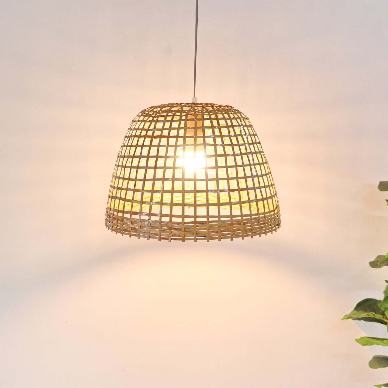 PIAREE — sustainable bamboo pendant light for boho-style ceiling lighting