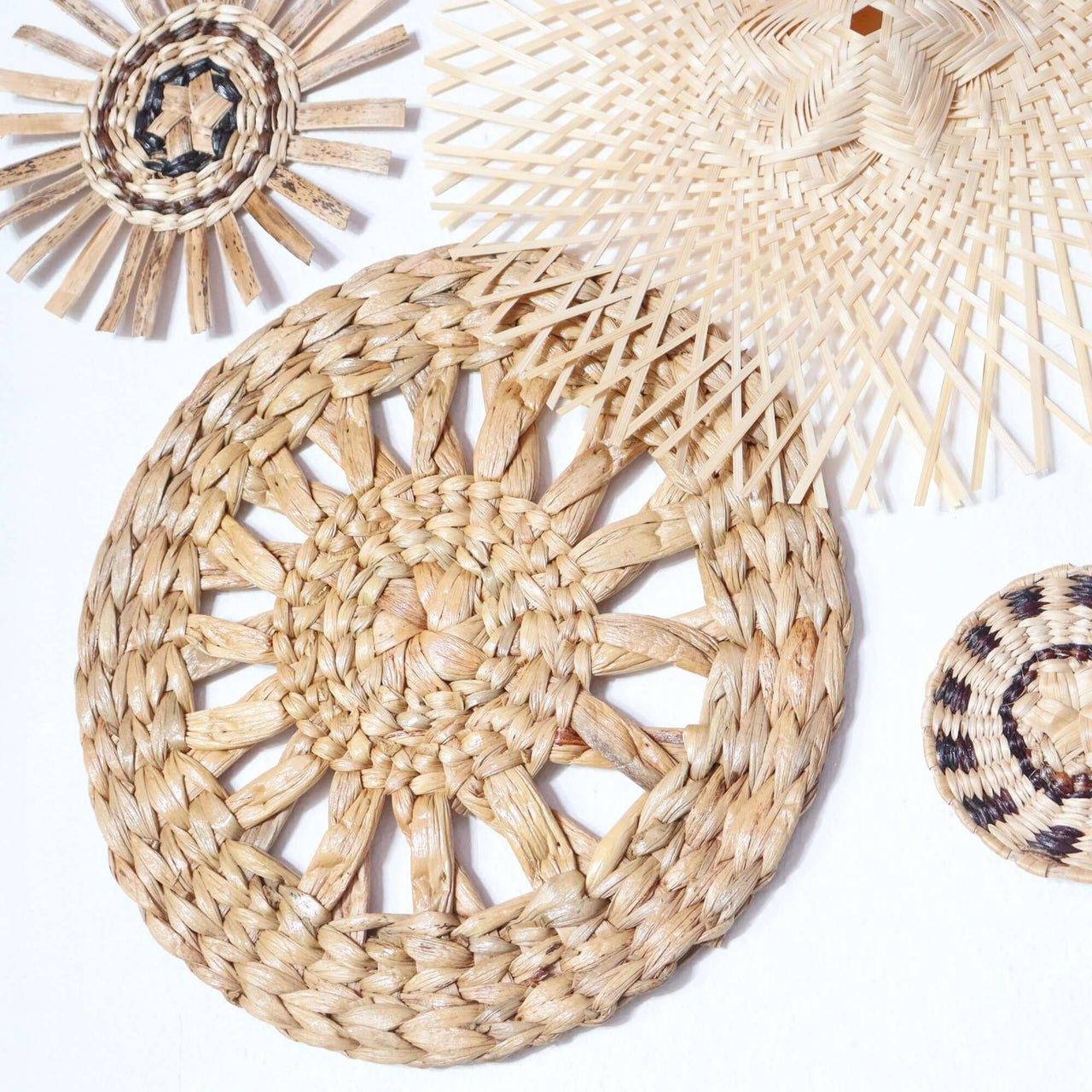 SUK SOM - Wall Hanging Décor (Set of 4)