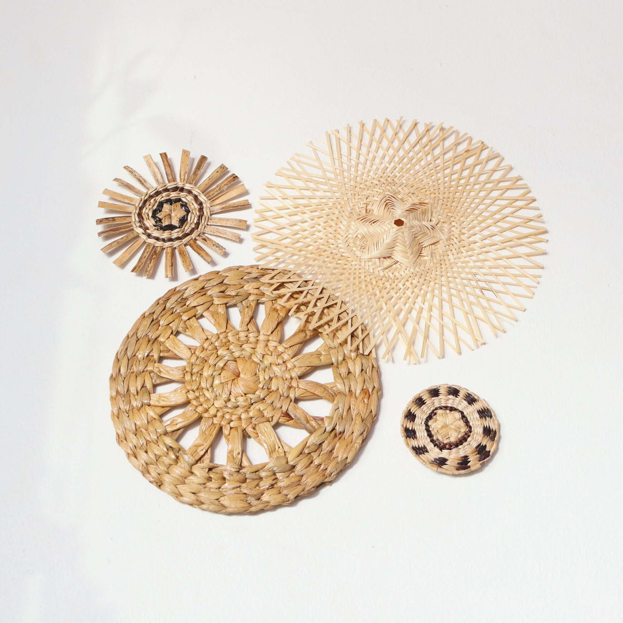 SUK SOM - Wall Hanging Décor (Set of 4)