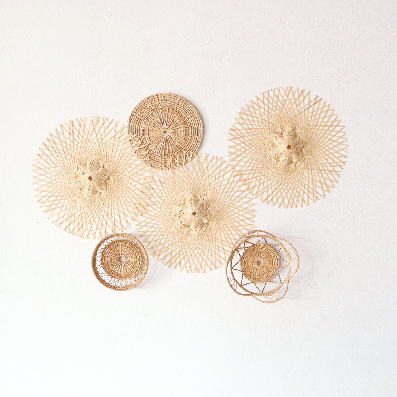 NUT THA YA - Wall decor set