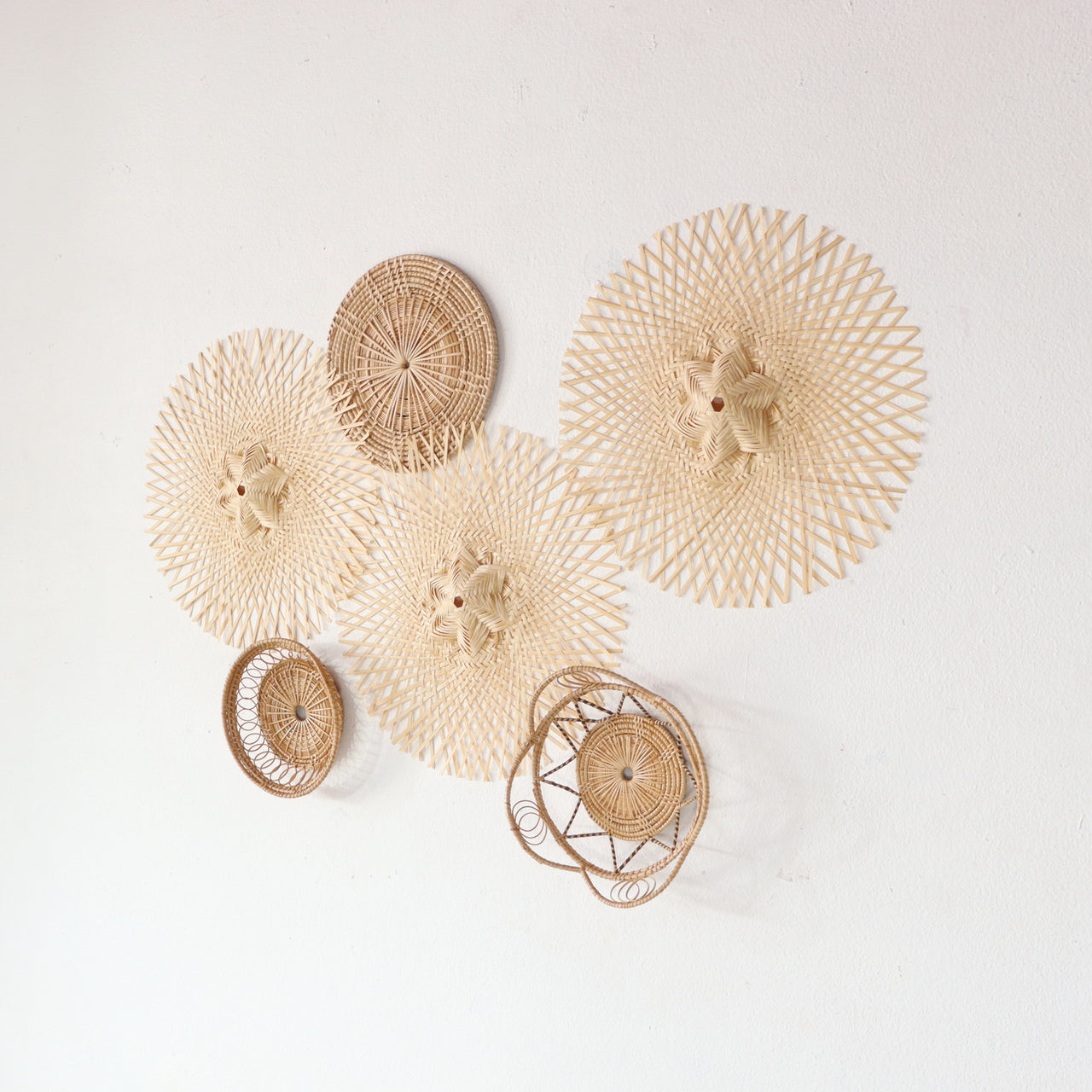 NUT THA YA - Wall decor set