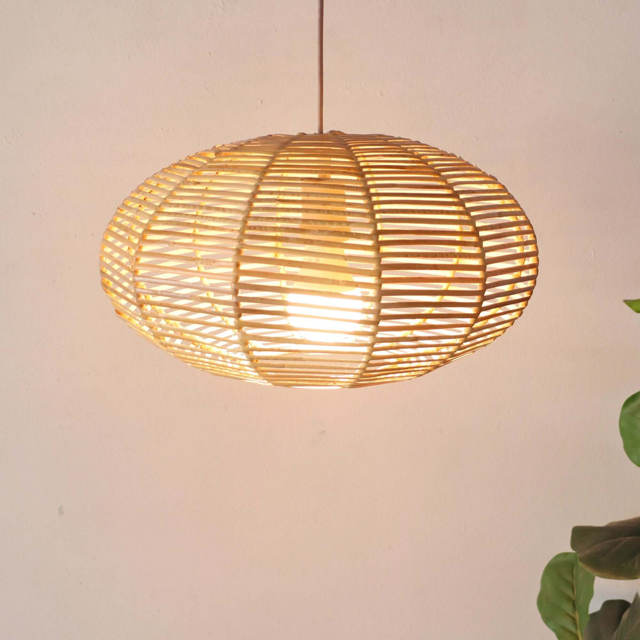 KAN WIN — handcrafted rattan pendant light for a cosy bedroom