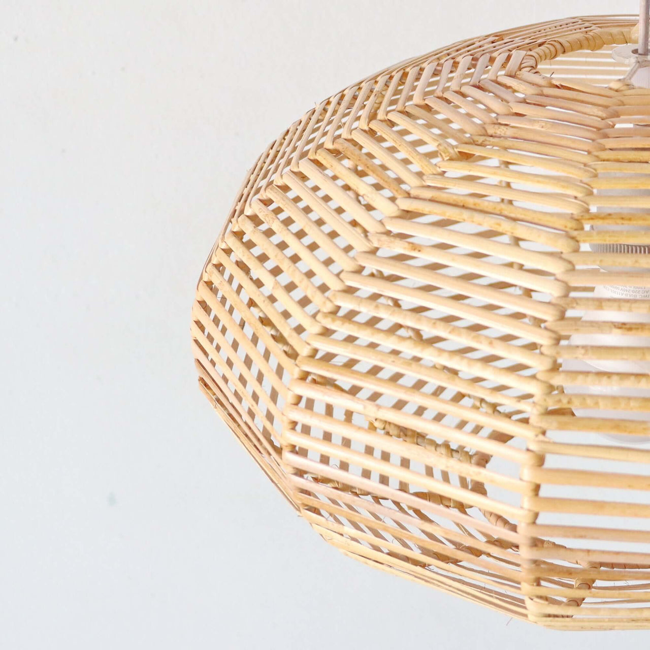 KAN WIN — rattan pendant light in natural earthy tones