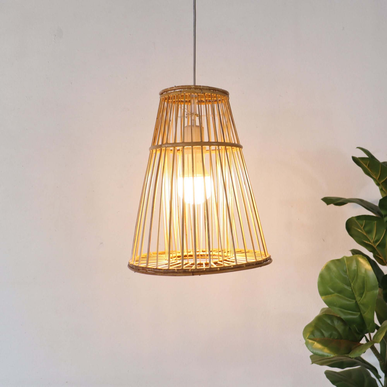 PUNSA - Rattan Pendant Light