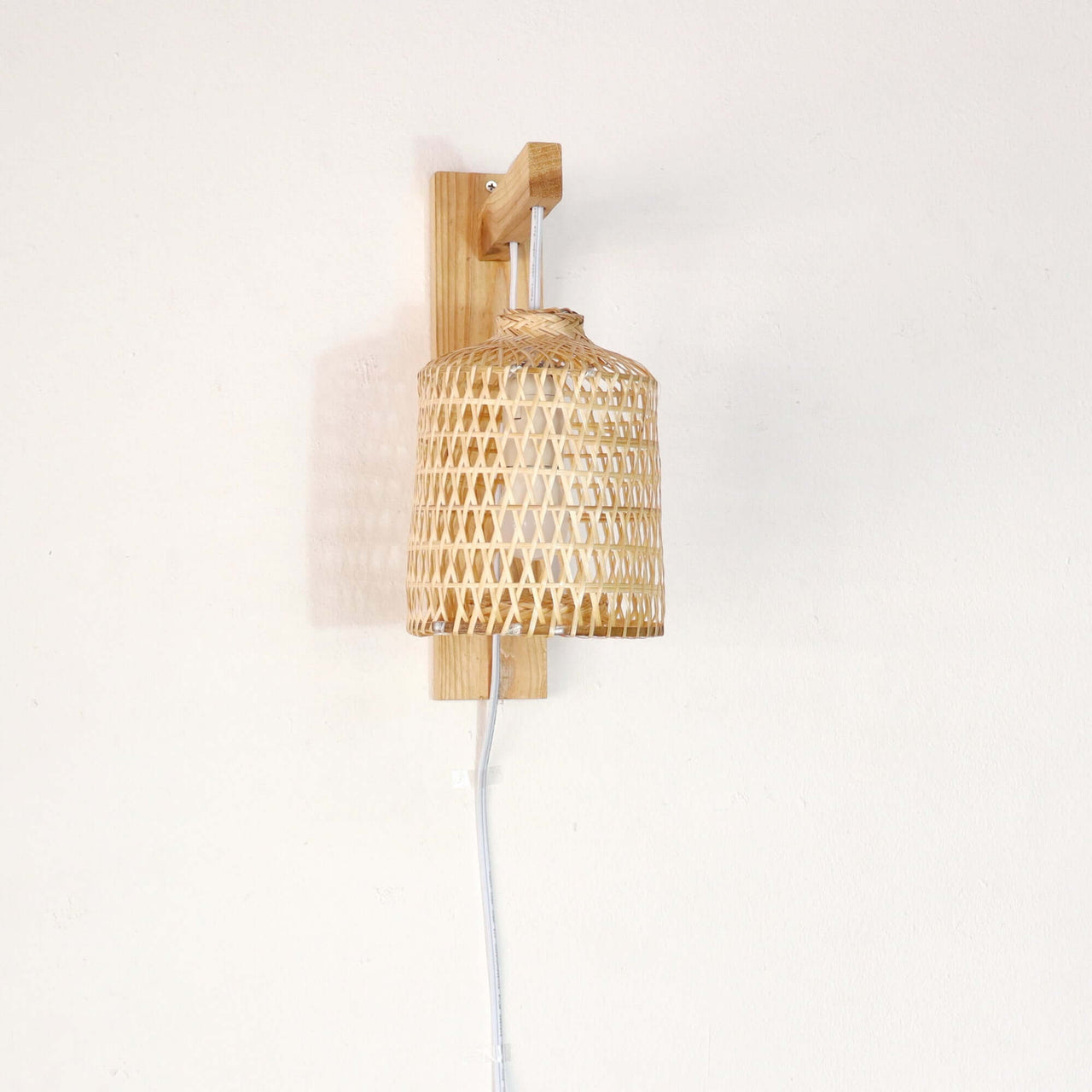 TA SI NEE - Wall sconce