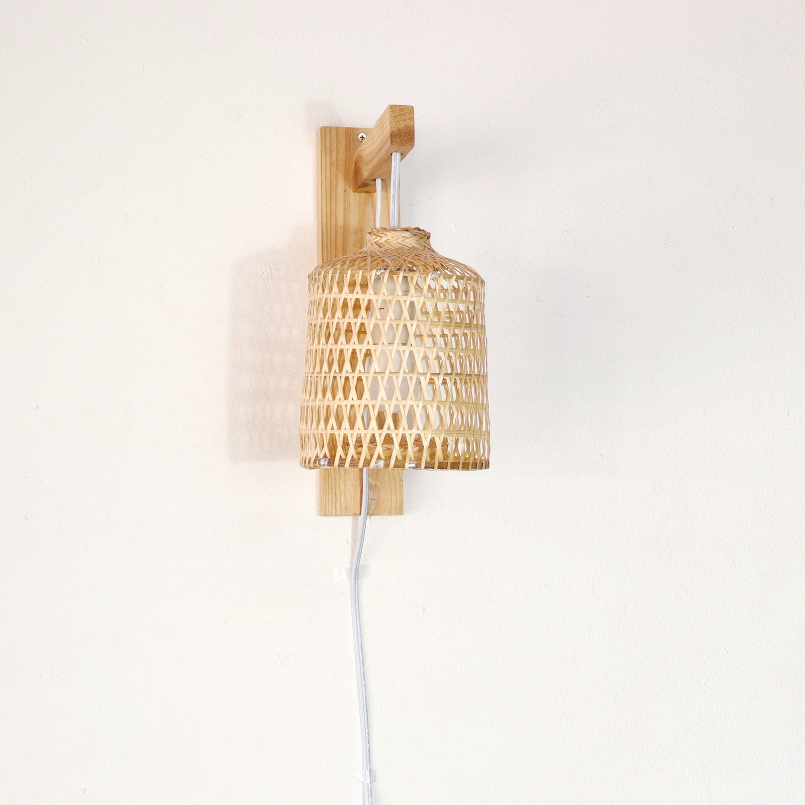 TA SI NEE - Wall sconce