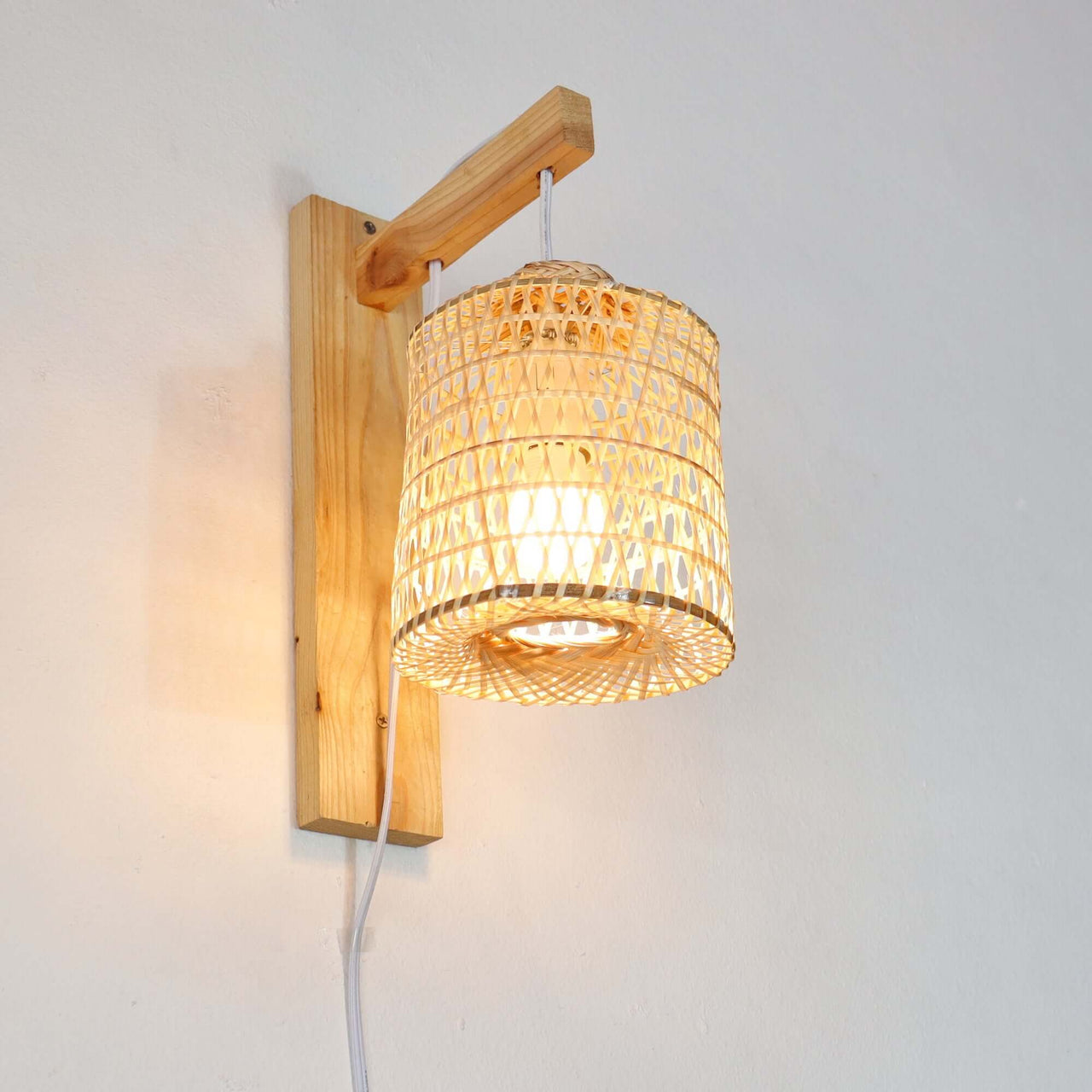 TA SI NEE - Wall sconce
