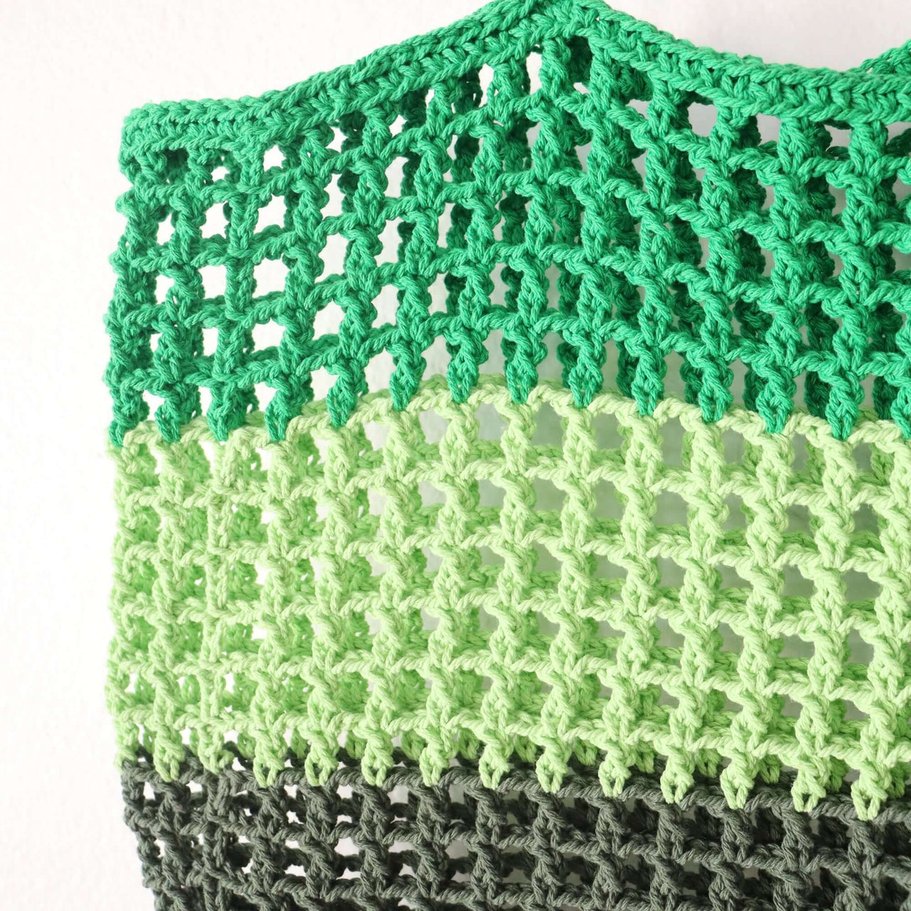 Green Layer Crochet — boho straw handbag for everyday carry
