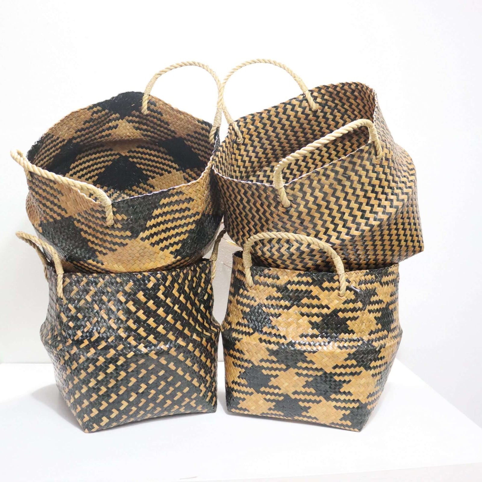 PLOYLAYA - Wicker Basket 12 inches