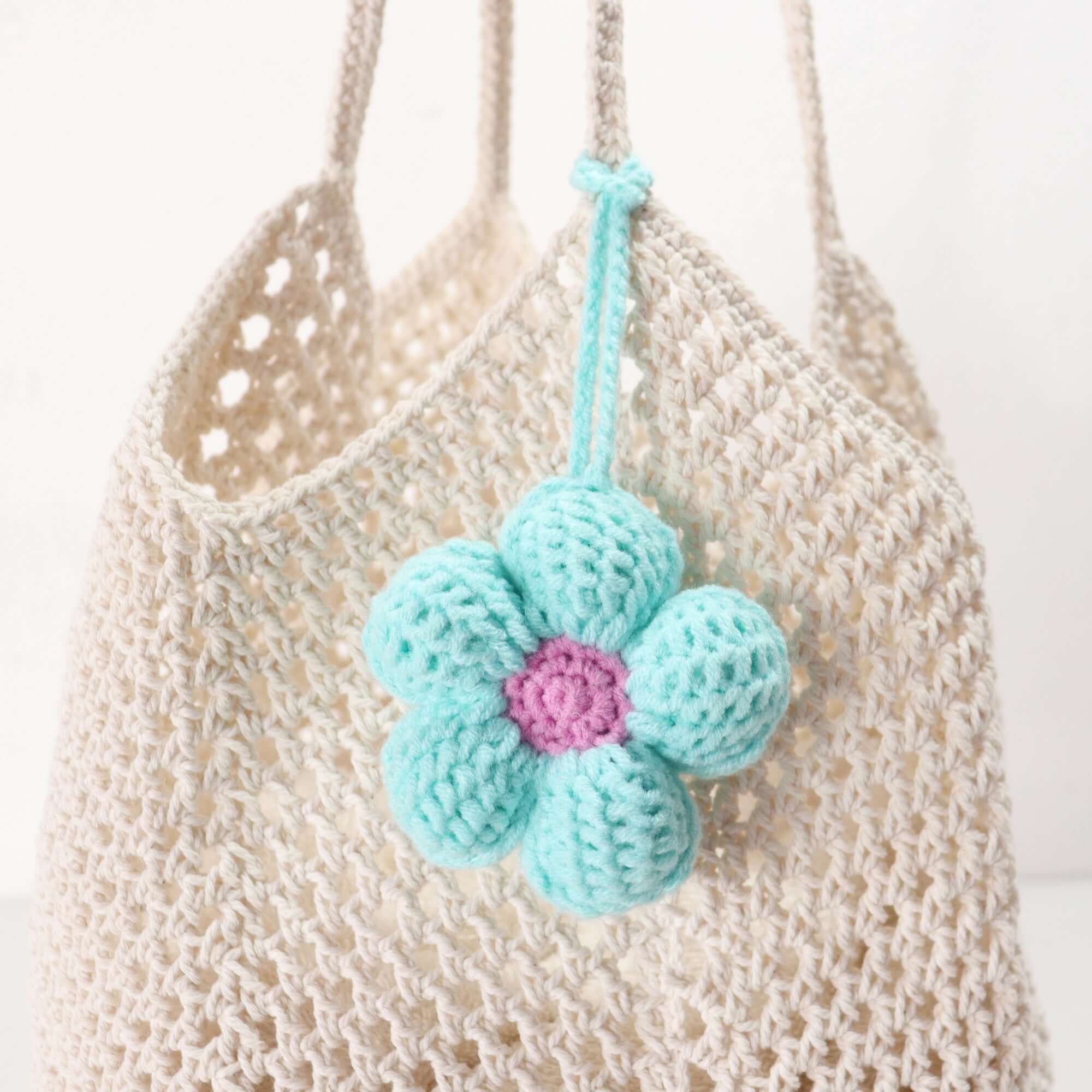 BAG CHARM - FLOWER