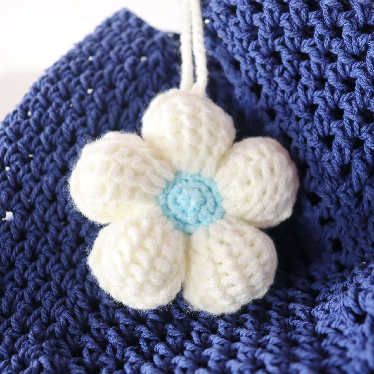 BAG CHARM - FLOWER
