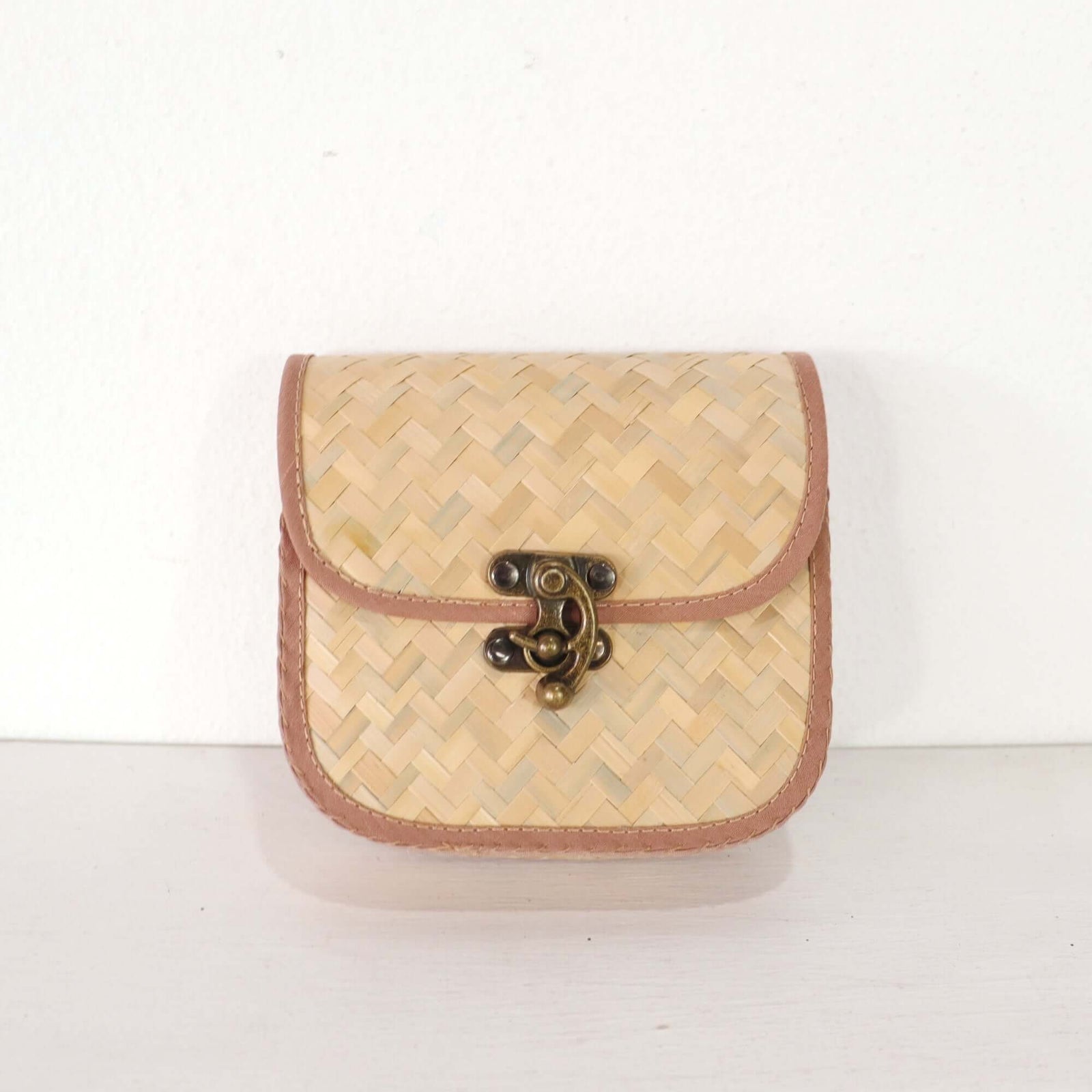 GIN NY - Cross Body Bag - Brown