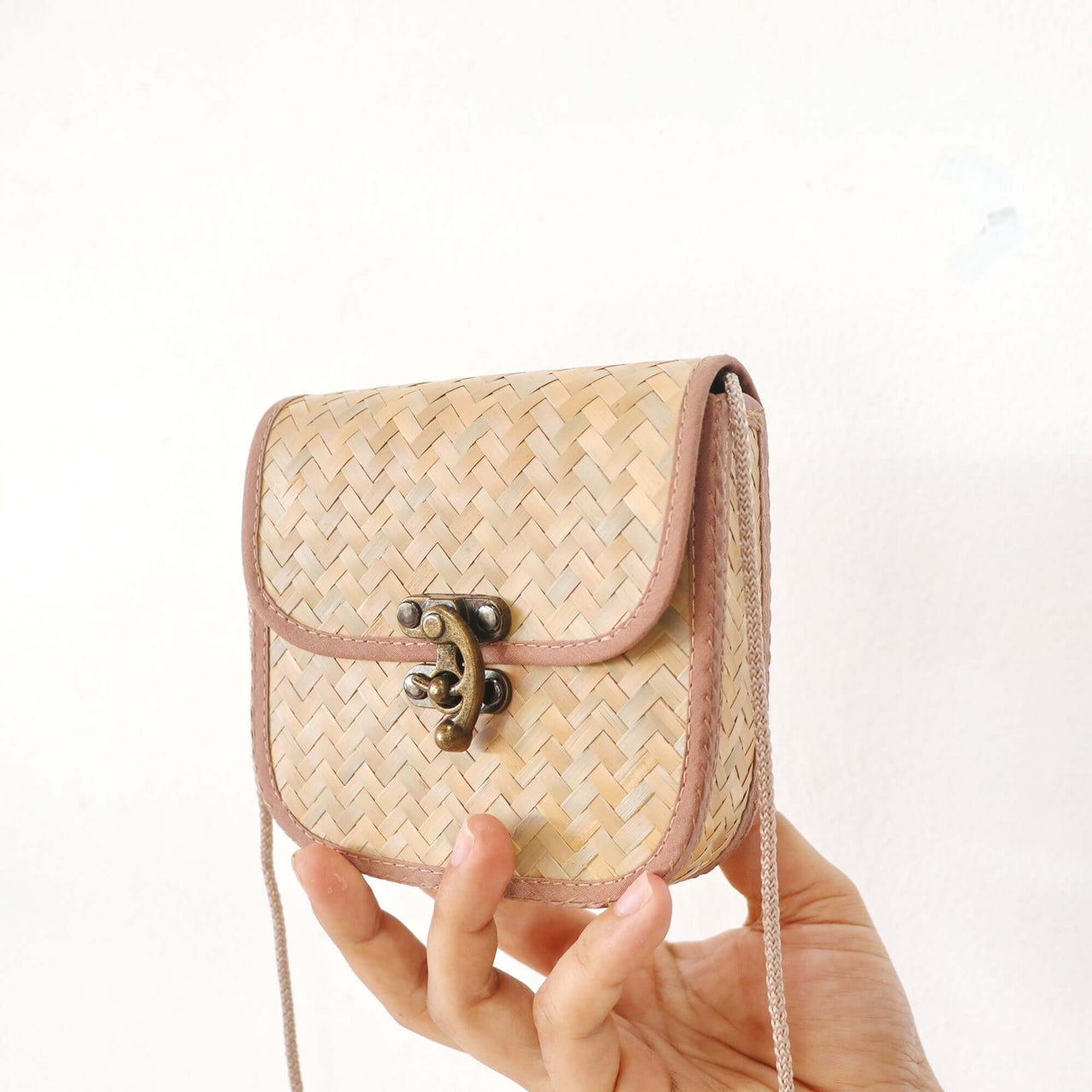 GIN NY - Cross Body Bag - Brown