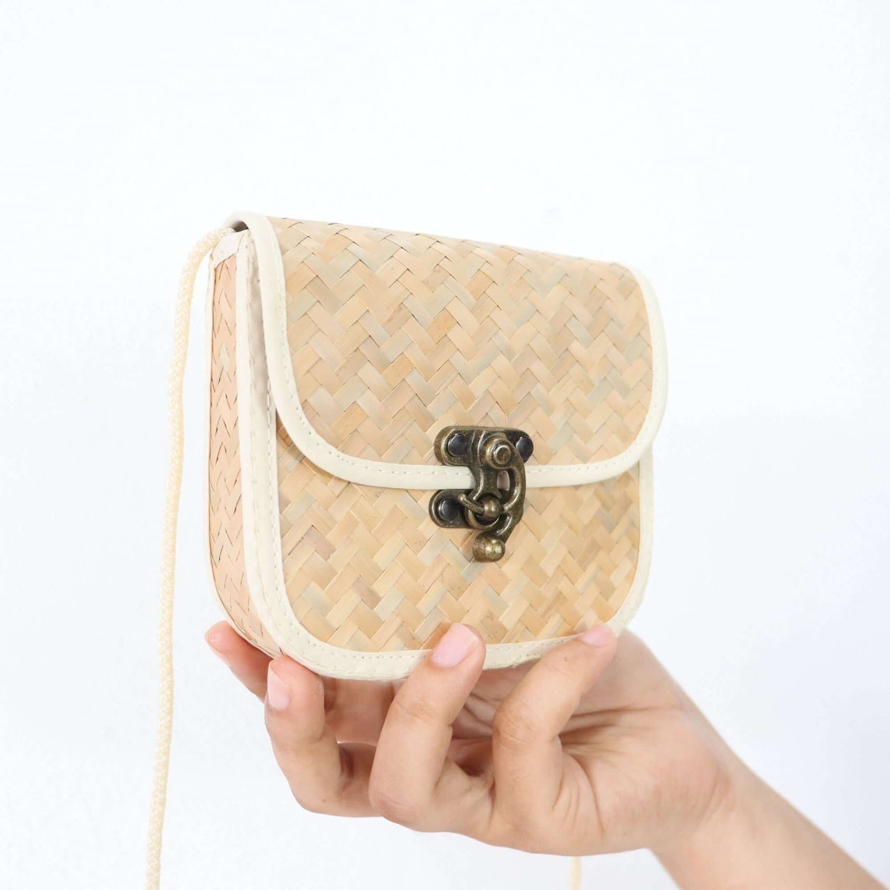 YU JIN Cross Body Bag - White