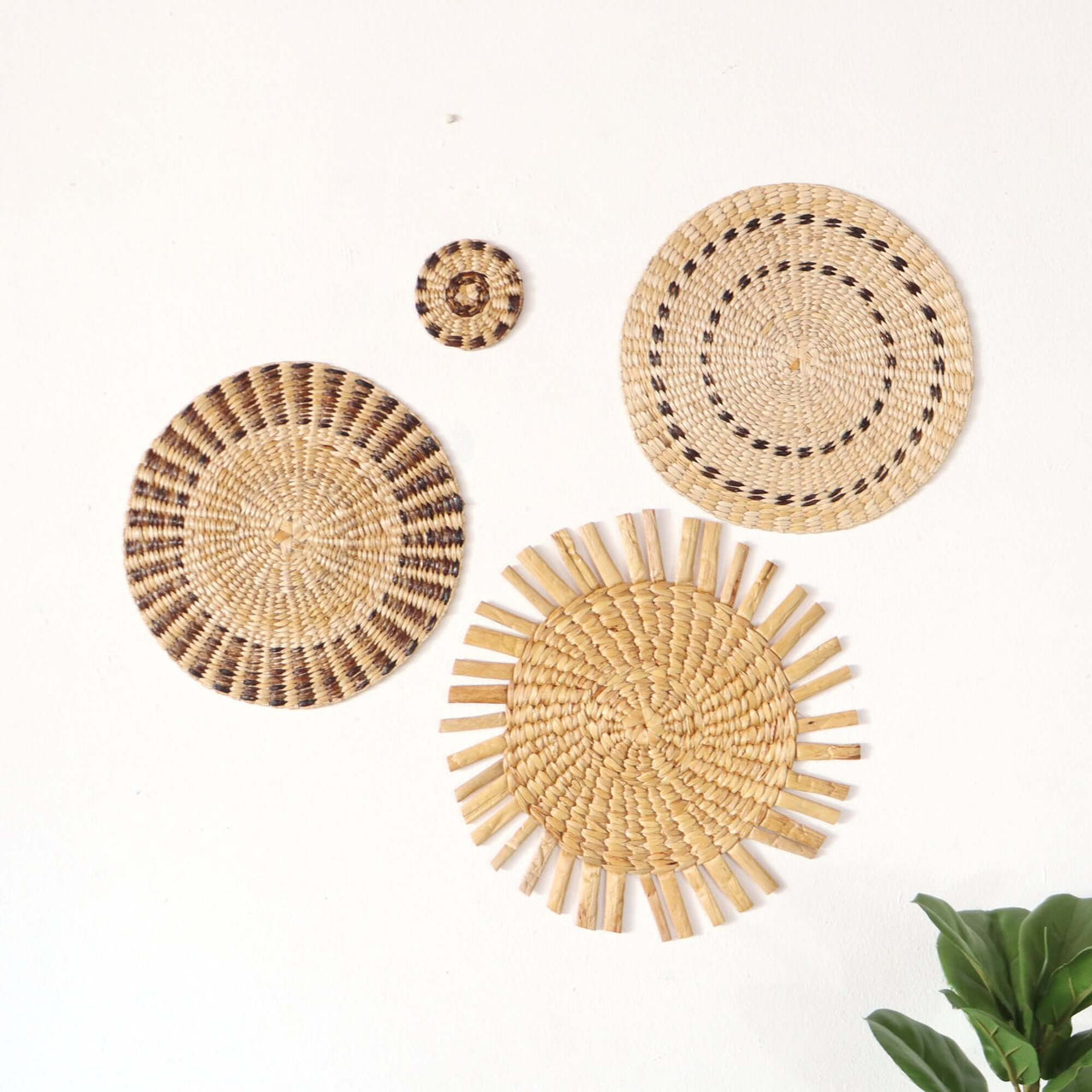 NIT CHA NAN - Wall Hanging Décor (Set of 4, Banana & Seagrass)