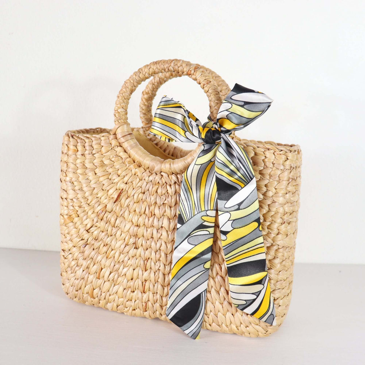 Purse — bag handle scarf as an everyday artisan accent
