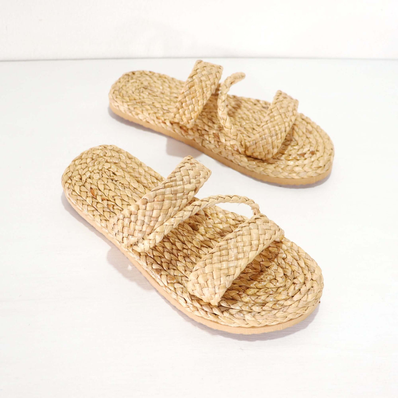 PHAKAMAT - Straw Sandals