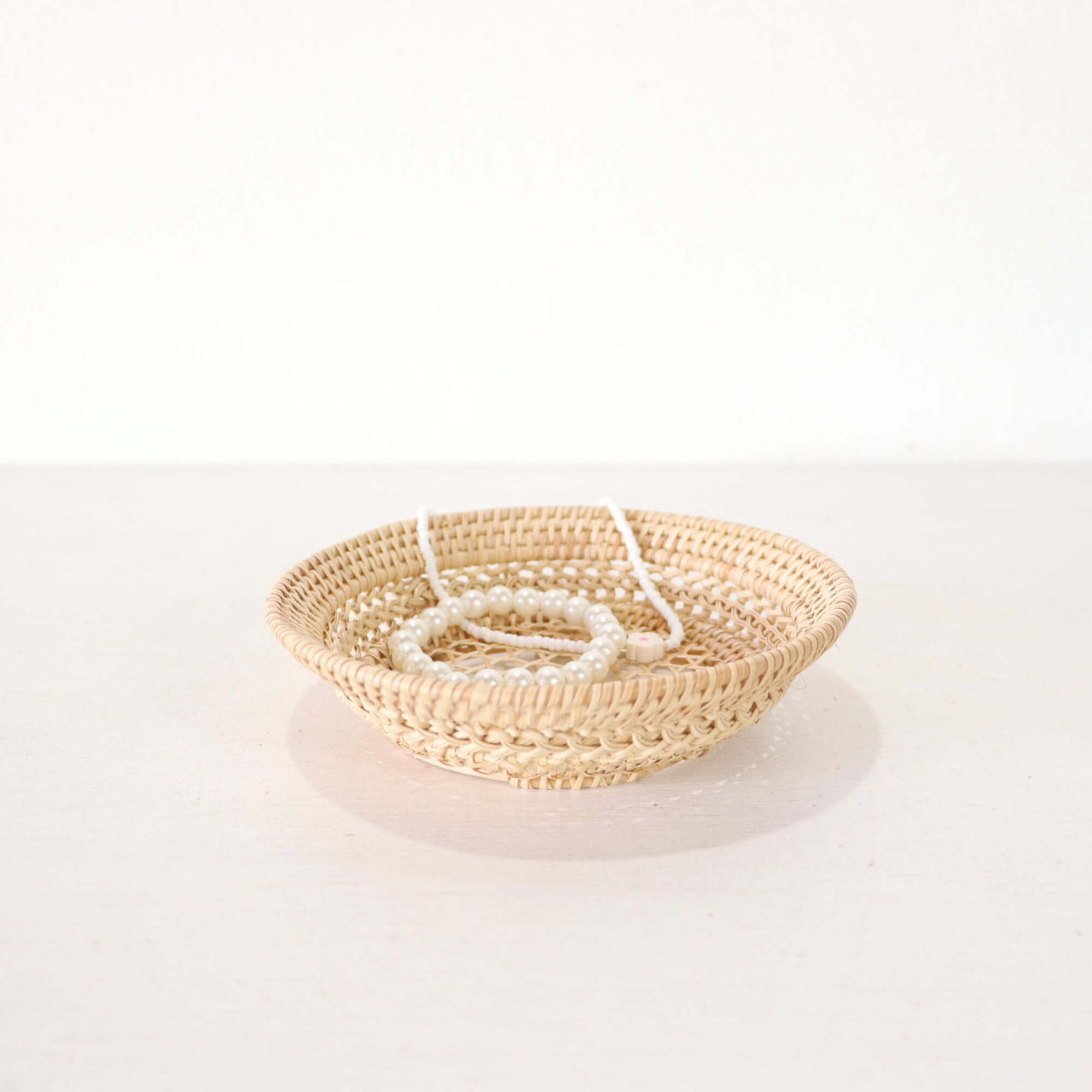 JUNTRA - Round Rattan Basket