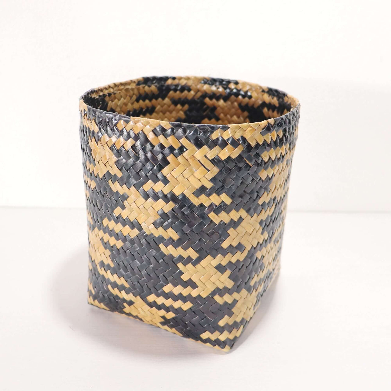 MA YA VEE Wicker Utensil Basket (Set of 2) in natural woven design for kitchen organization.