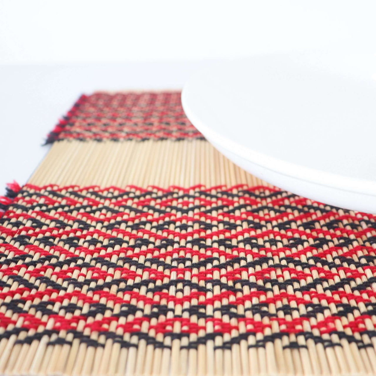 PHAK RA DA - Woven Boho Placemats