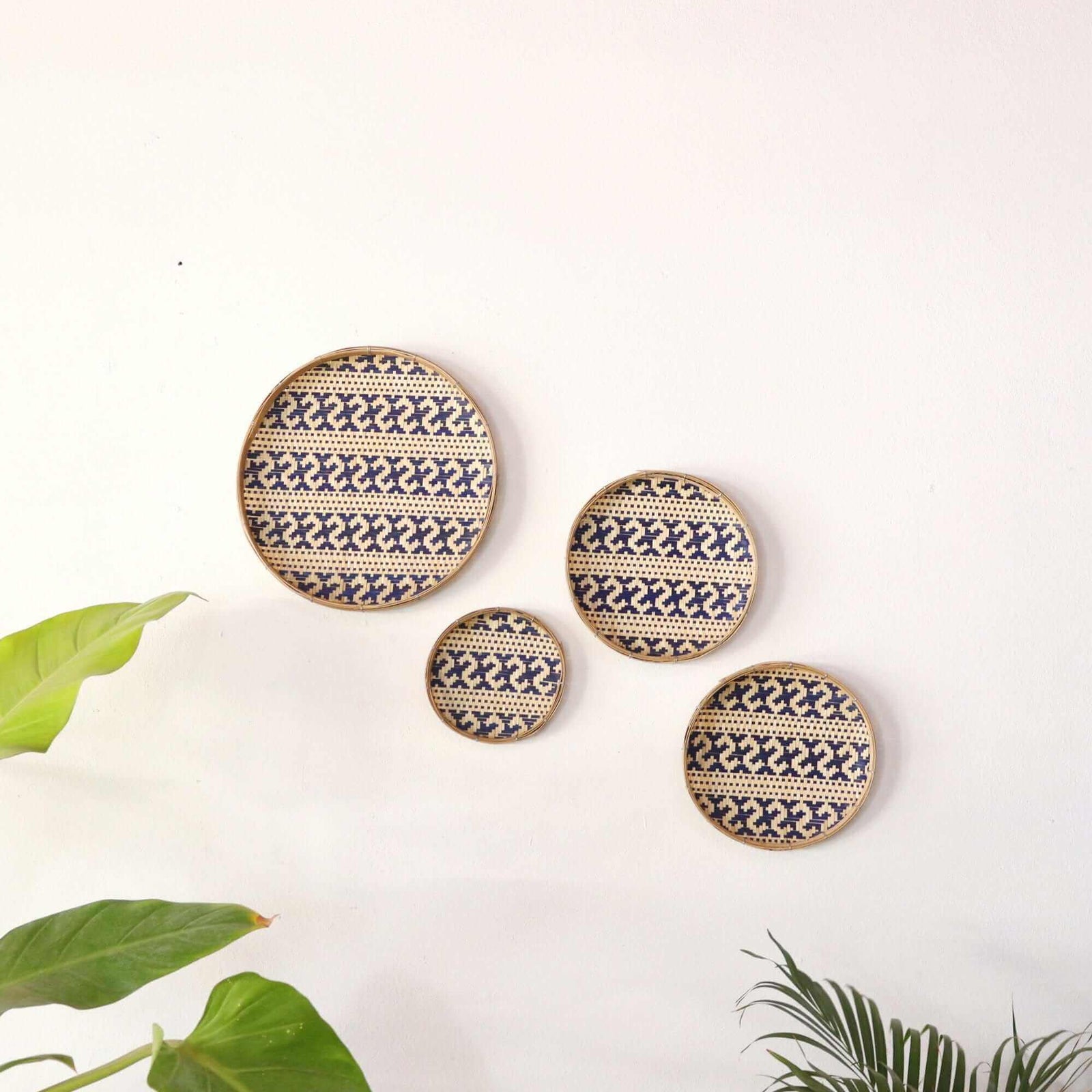 A TI KAN - Wall Art Décor Hanging Set of 4