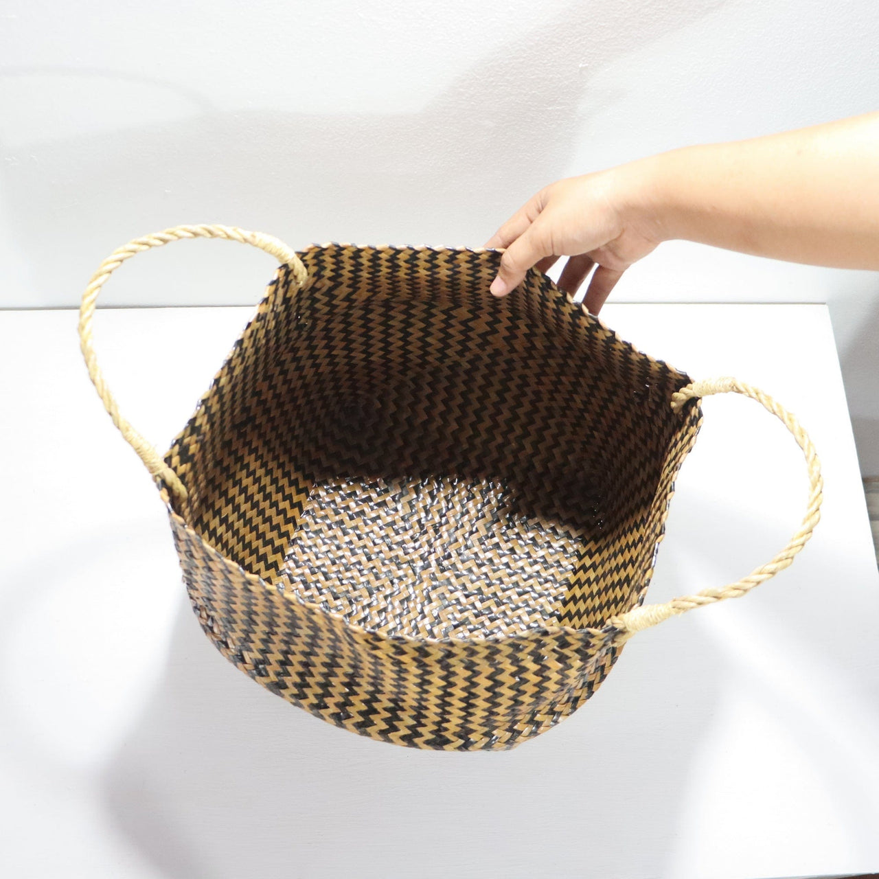 Wicker basket 14 inches