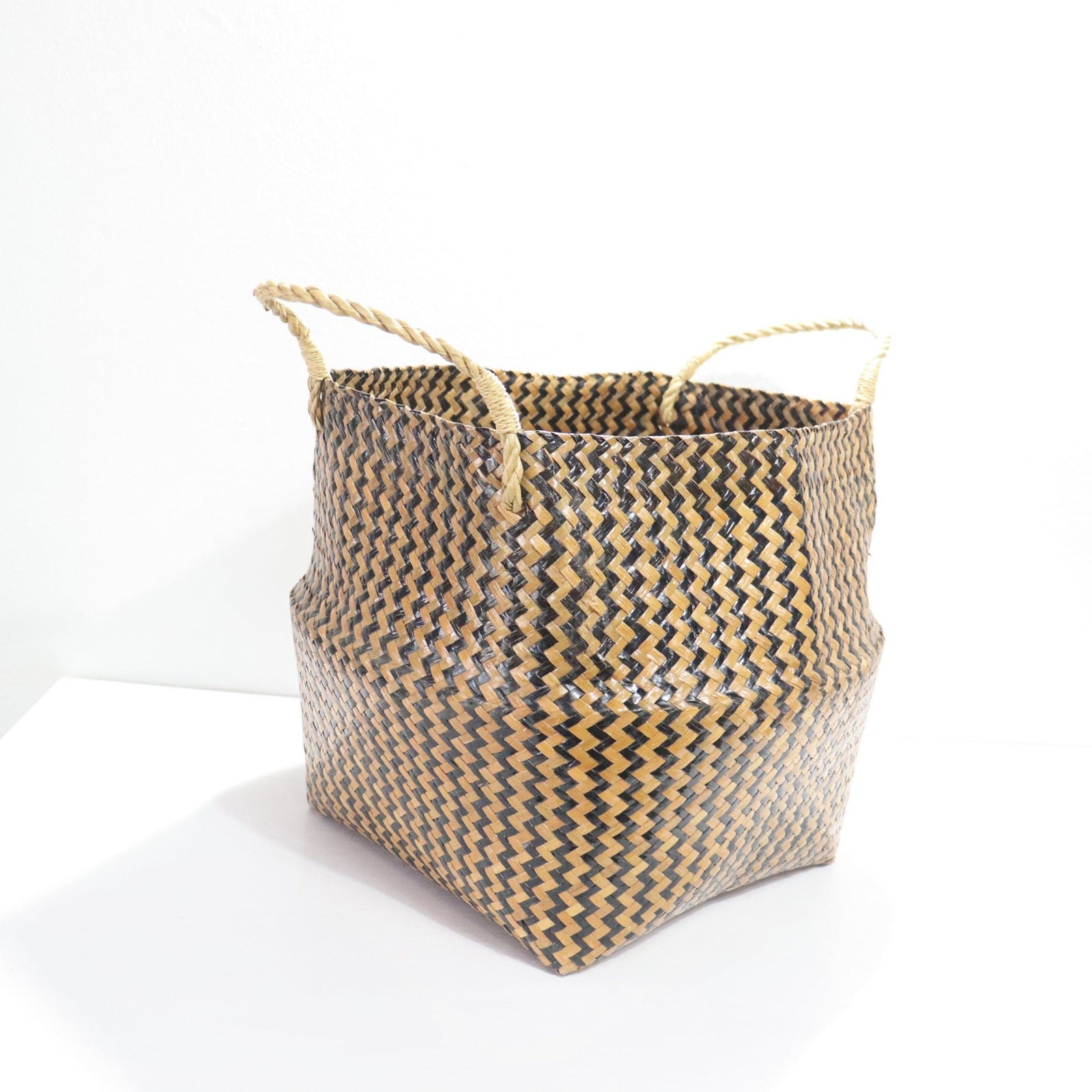 Wicker basket 14 inches
