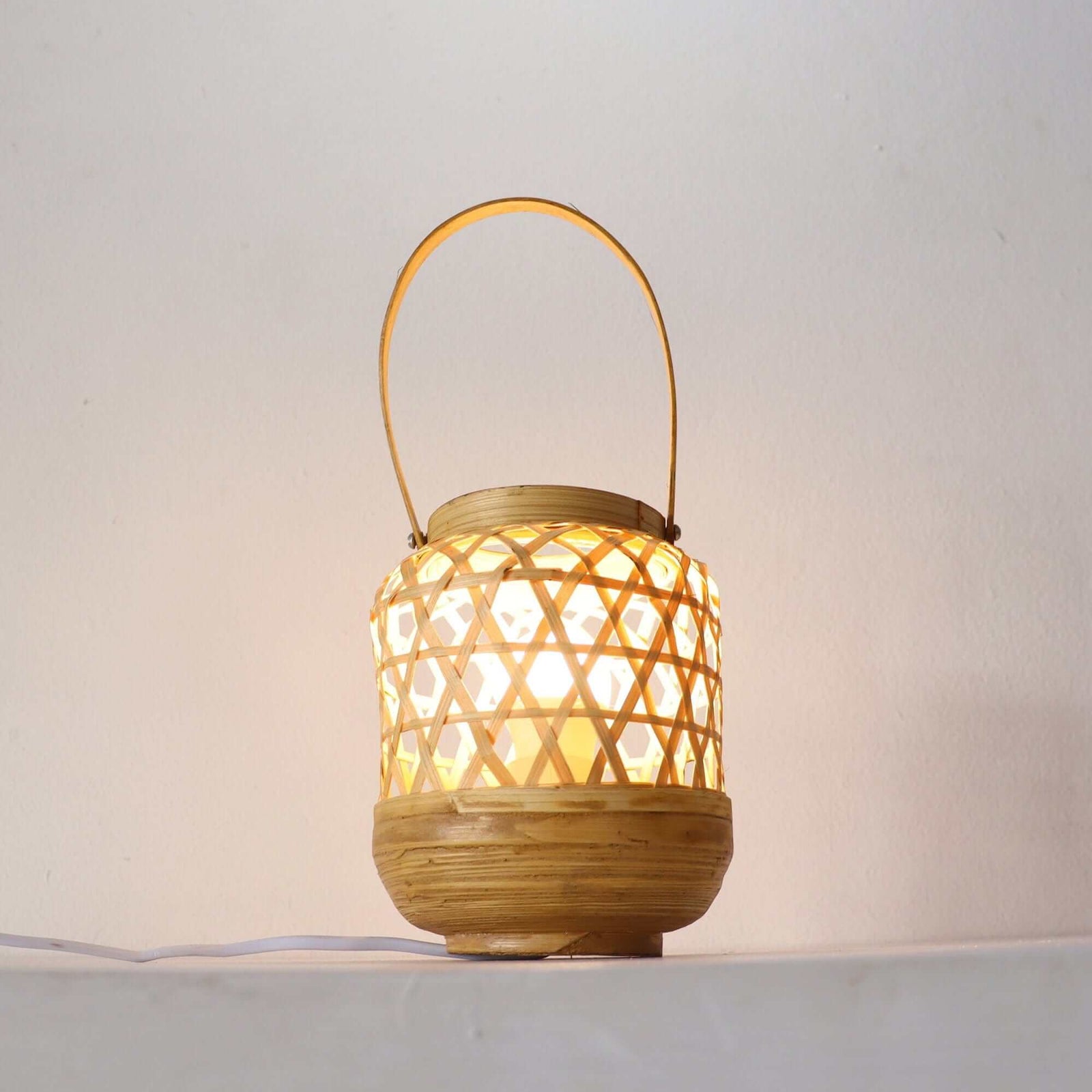 Bamboo Table Lamp - BEN JA PON