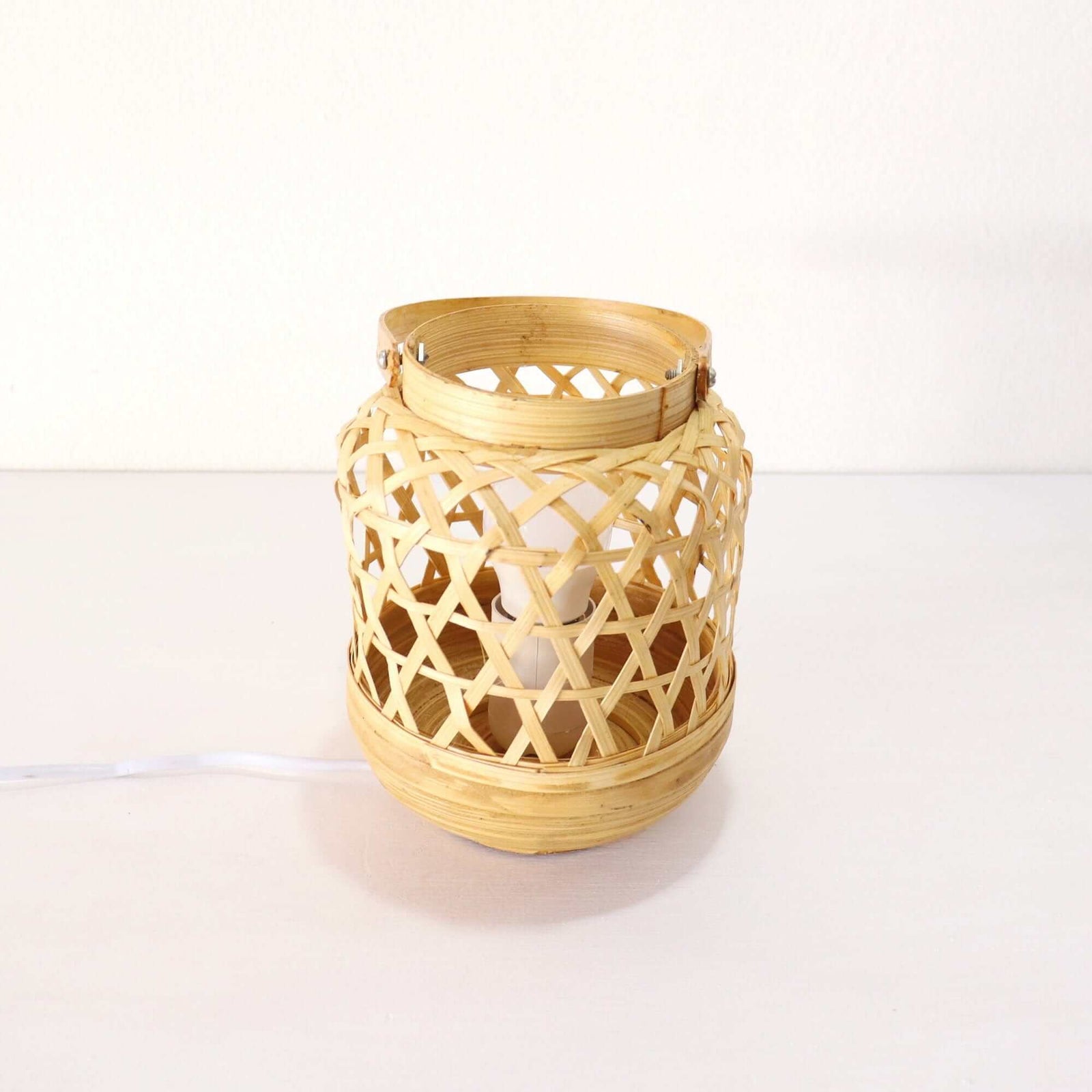Bamboo Table Lamp - BEN JA PON