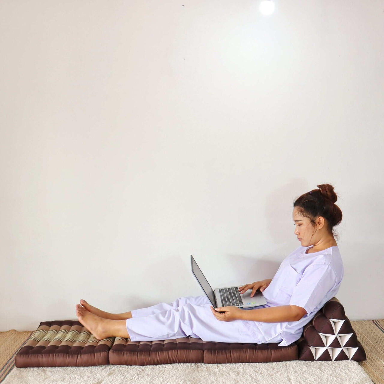 CAH KE YA - Thai Triangle 3 Fold Cushion