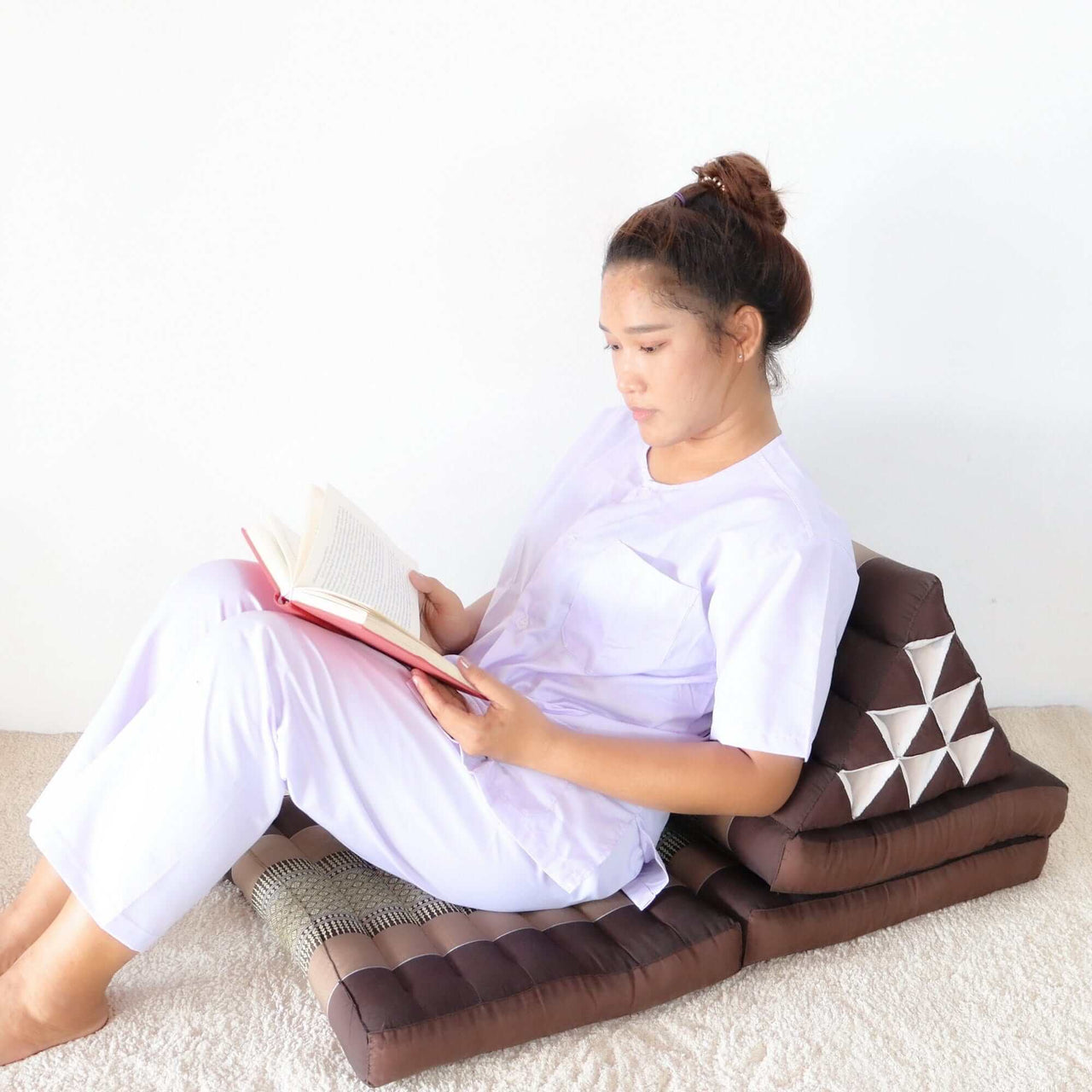 CAH KE YA - Thai Triangle 3 Fold Cushion