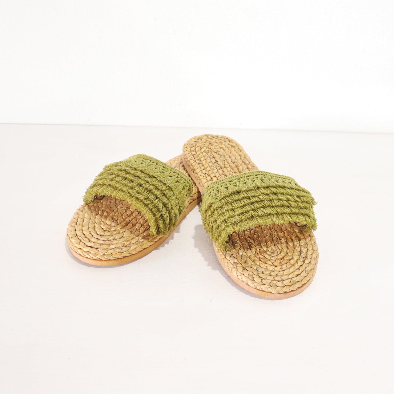 TA YA DA - Handmade Straw Shoe