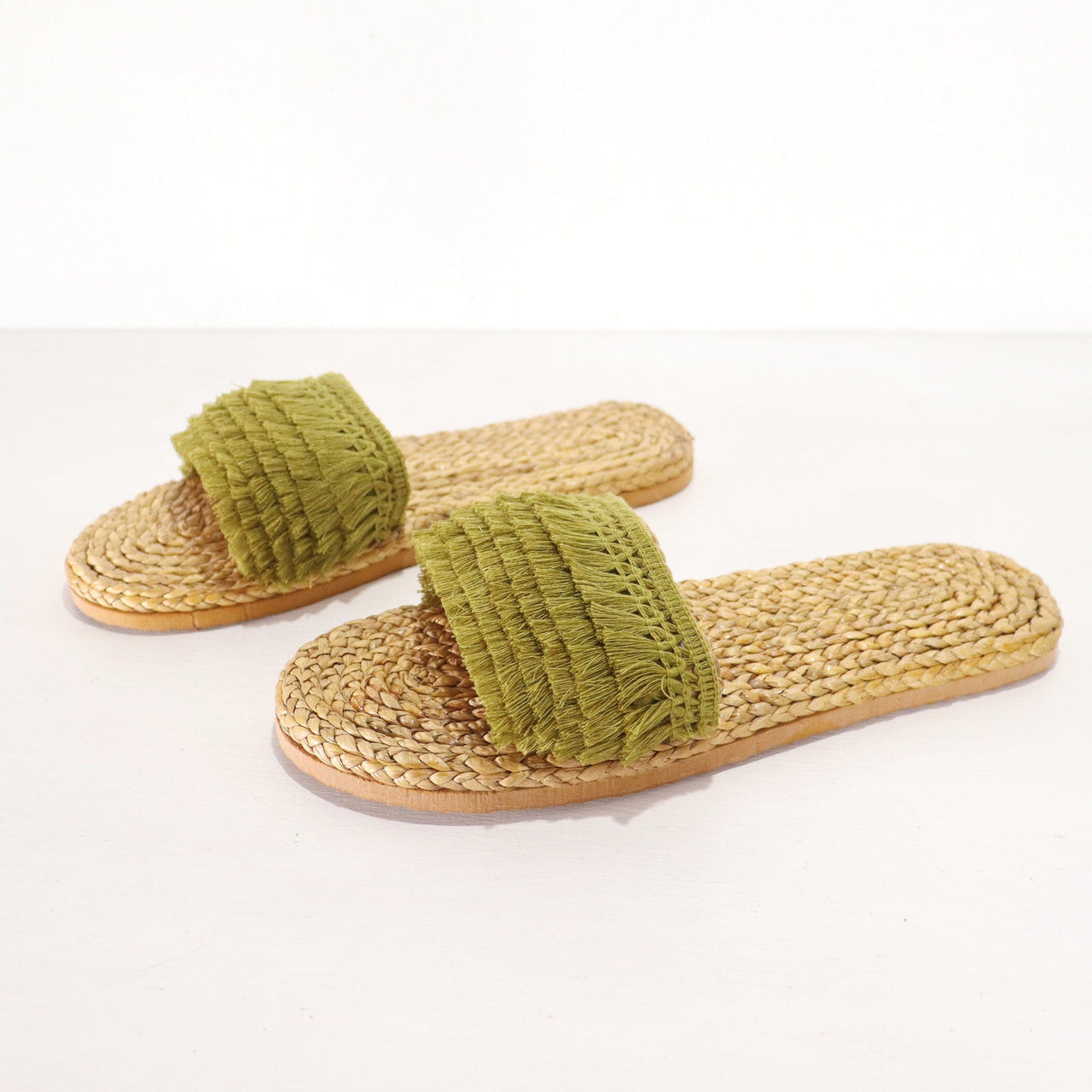 TA YA DA - Handmade Straw Shoe