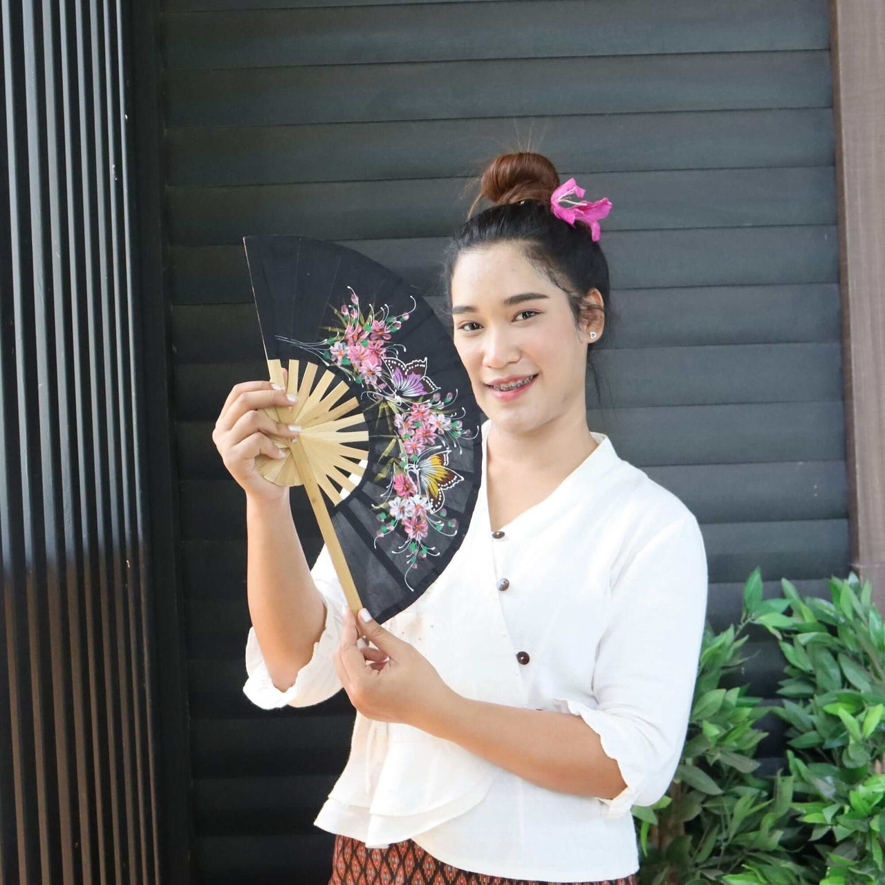 CHAM PI - Hand Fan