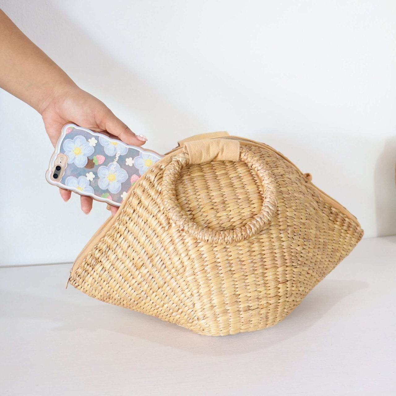 NA VI DA - Jumbo Straw Bag