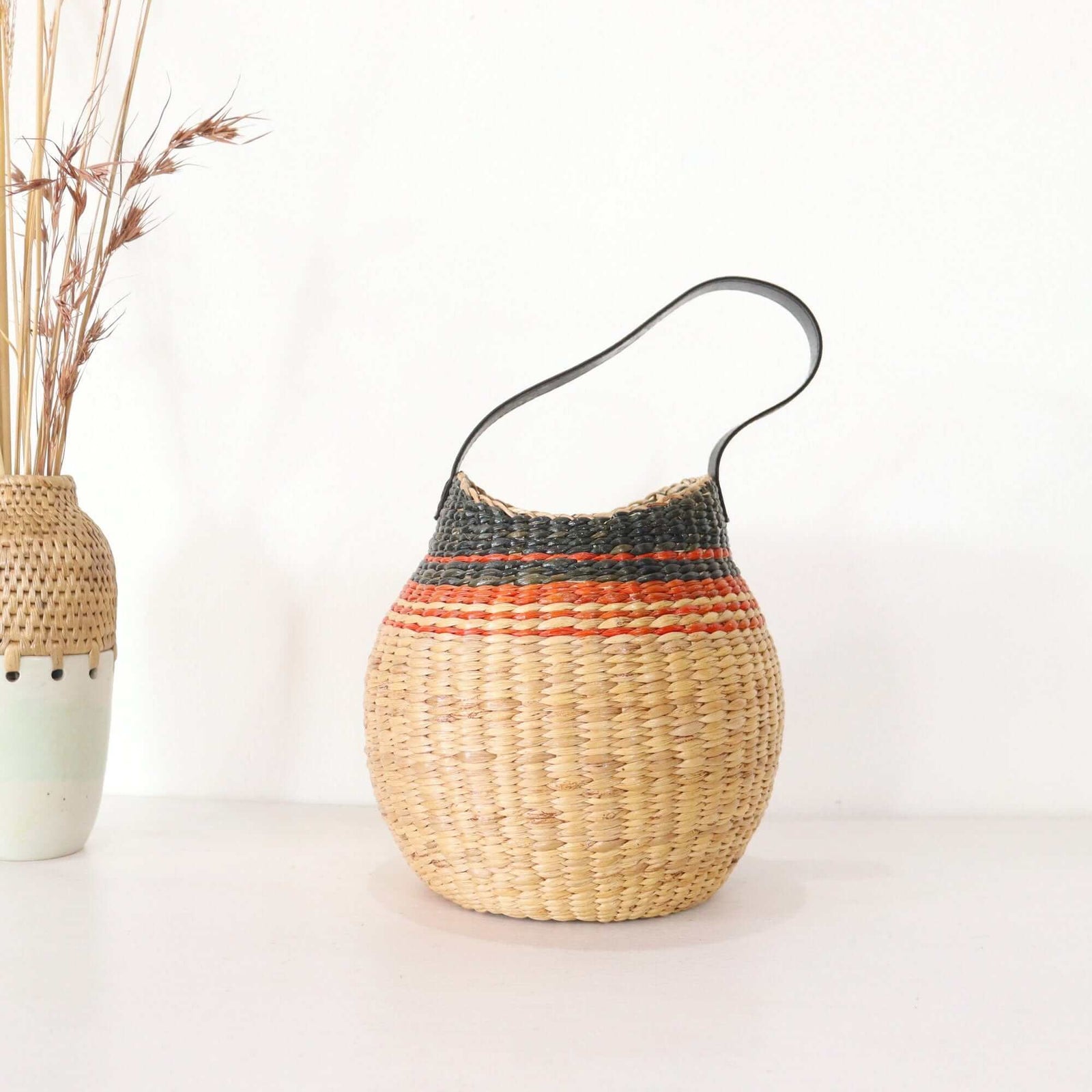 PRA RA WEE - Straw bag