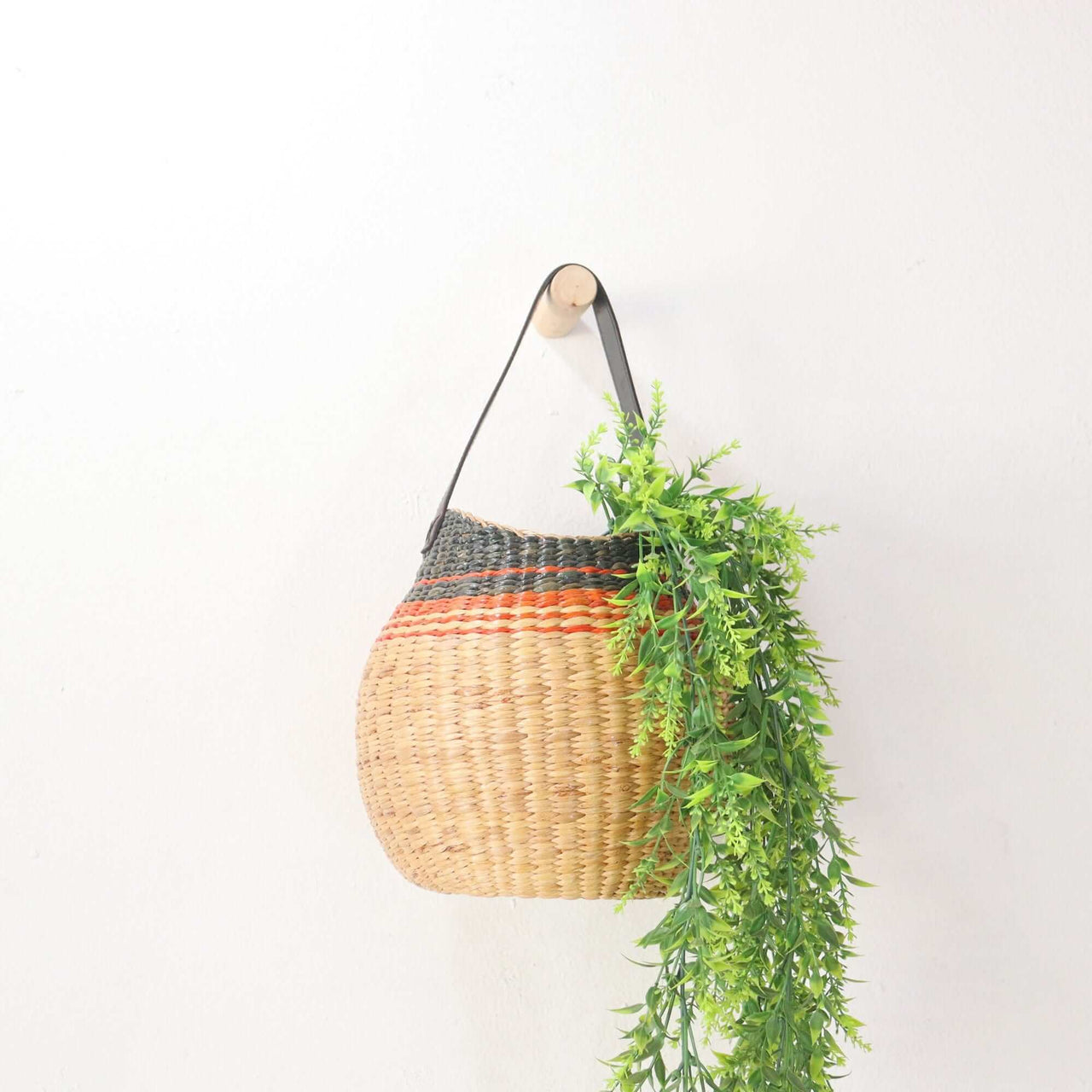 PRA RA WEE - Straw bag