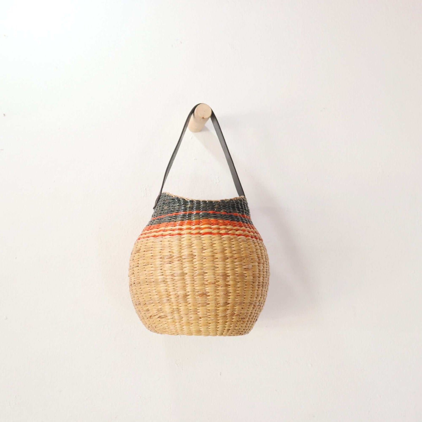 PRA RA WEE - Straw bag