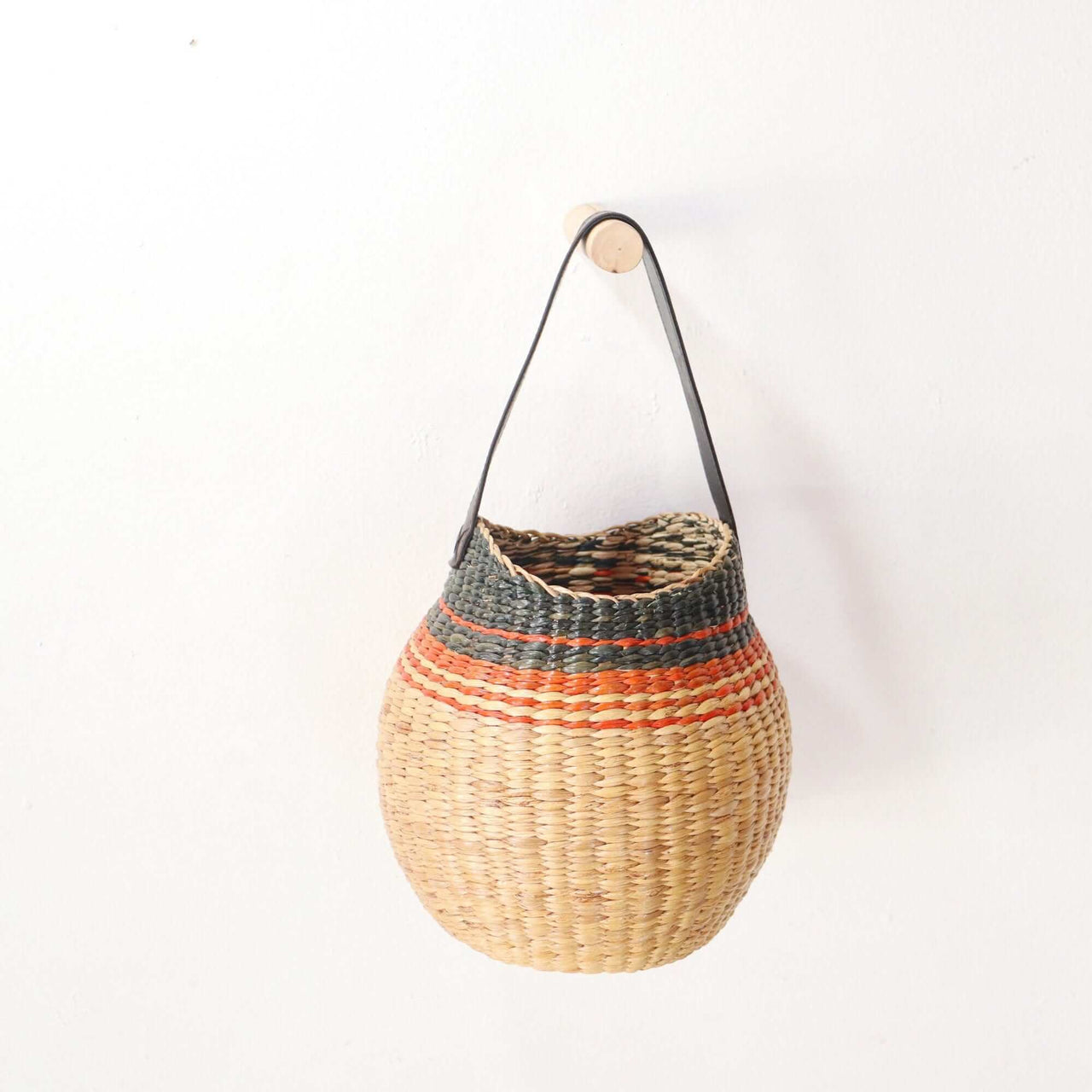 PRA RA WEE - Straw bag