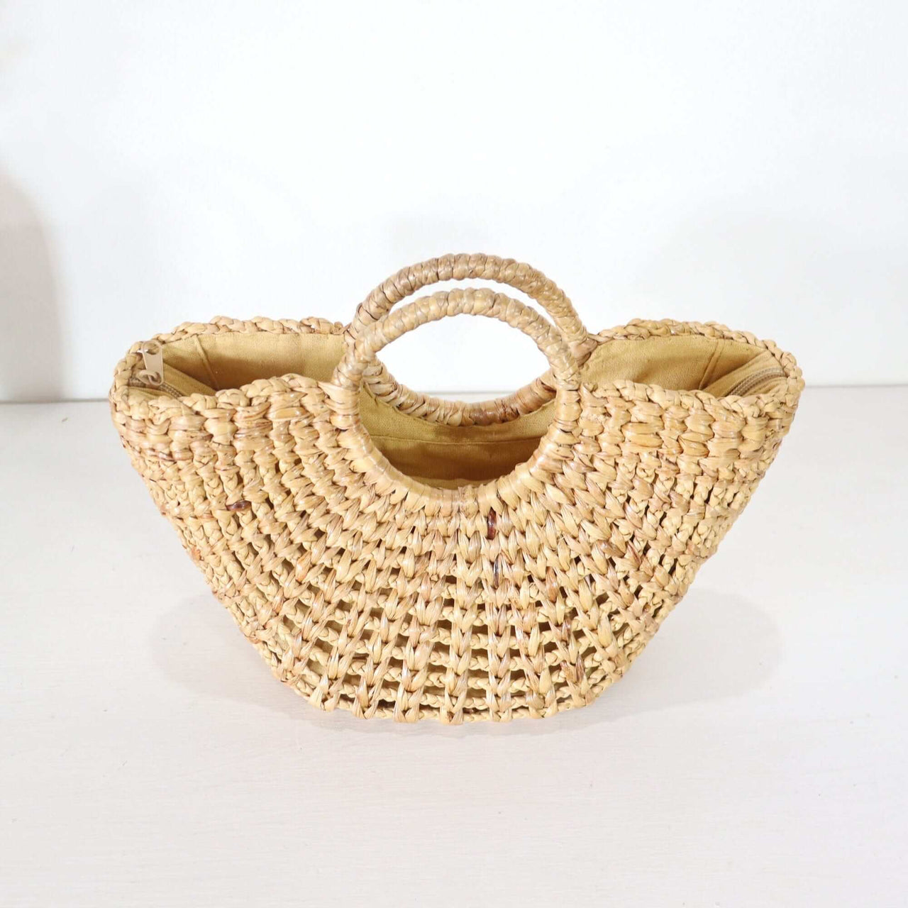 WA YU - Straw basket bag