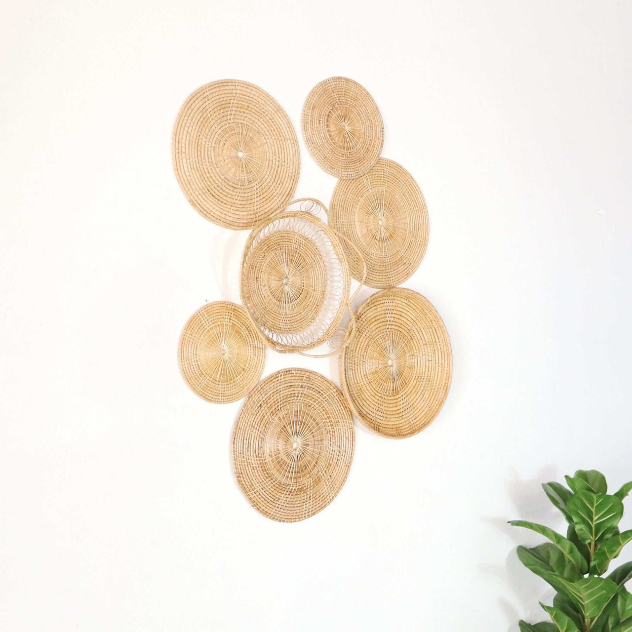 LA MI TA - Rattan Wall Decor