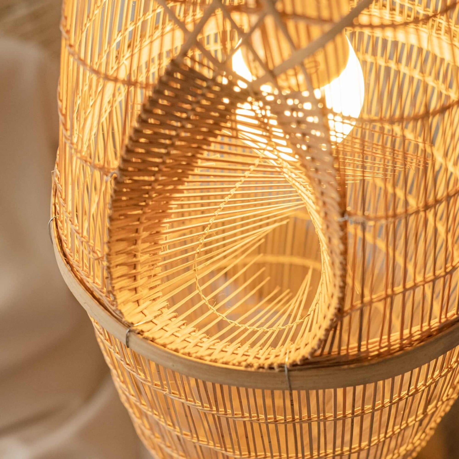 NA WI BOON - Bamboo Pendant Light (19 -20 Inches)